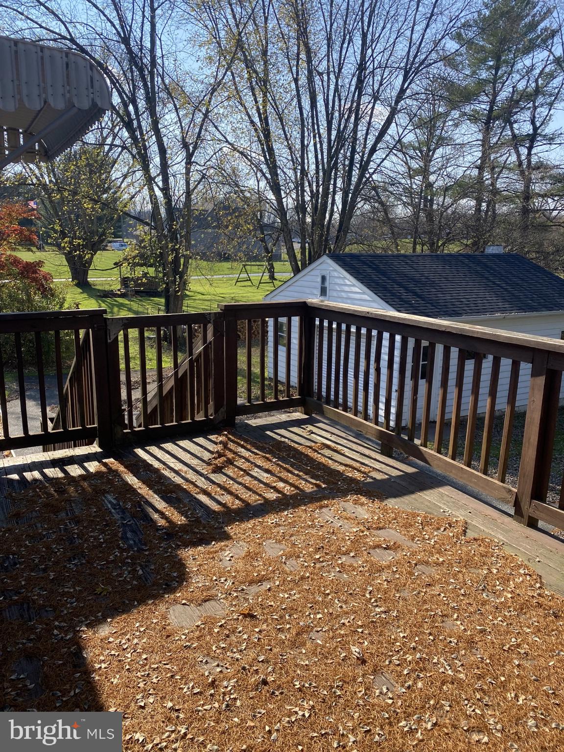 HILL N DALE - Residential Lease