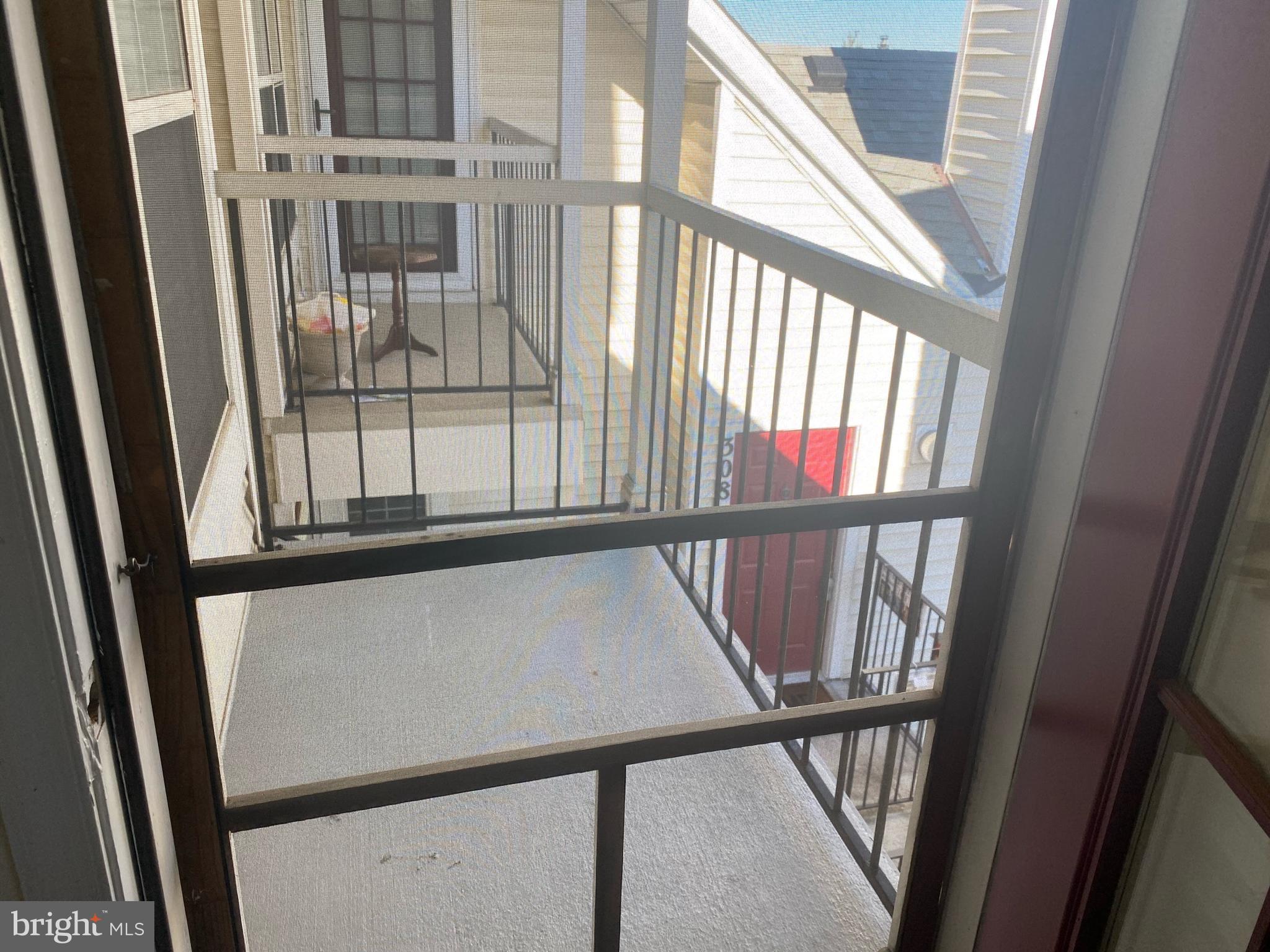 VISTAS 2 AT LAUREL - Residential