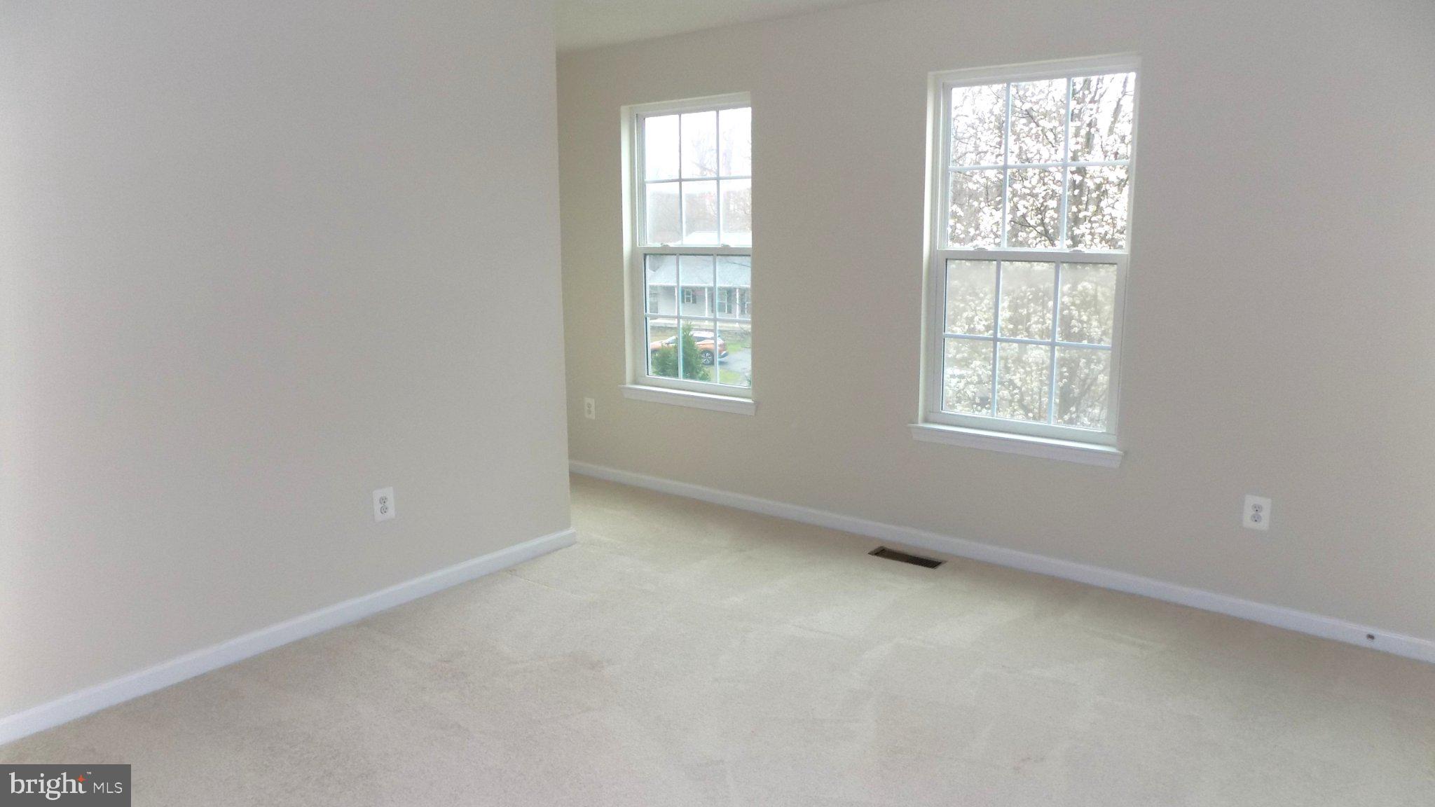 LENNOX PARK - Residential