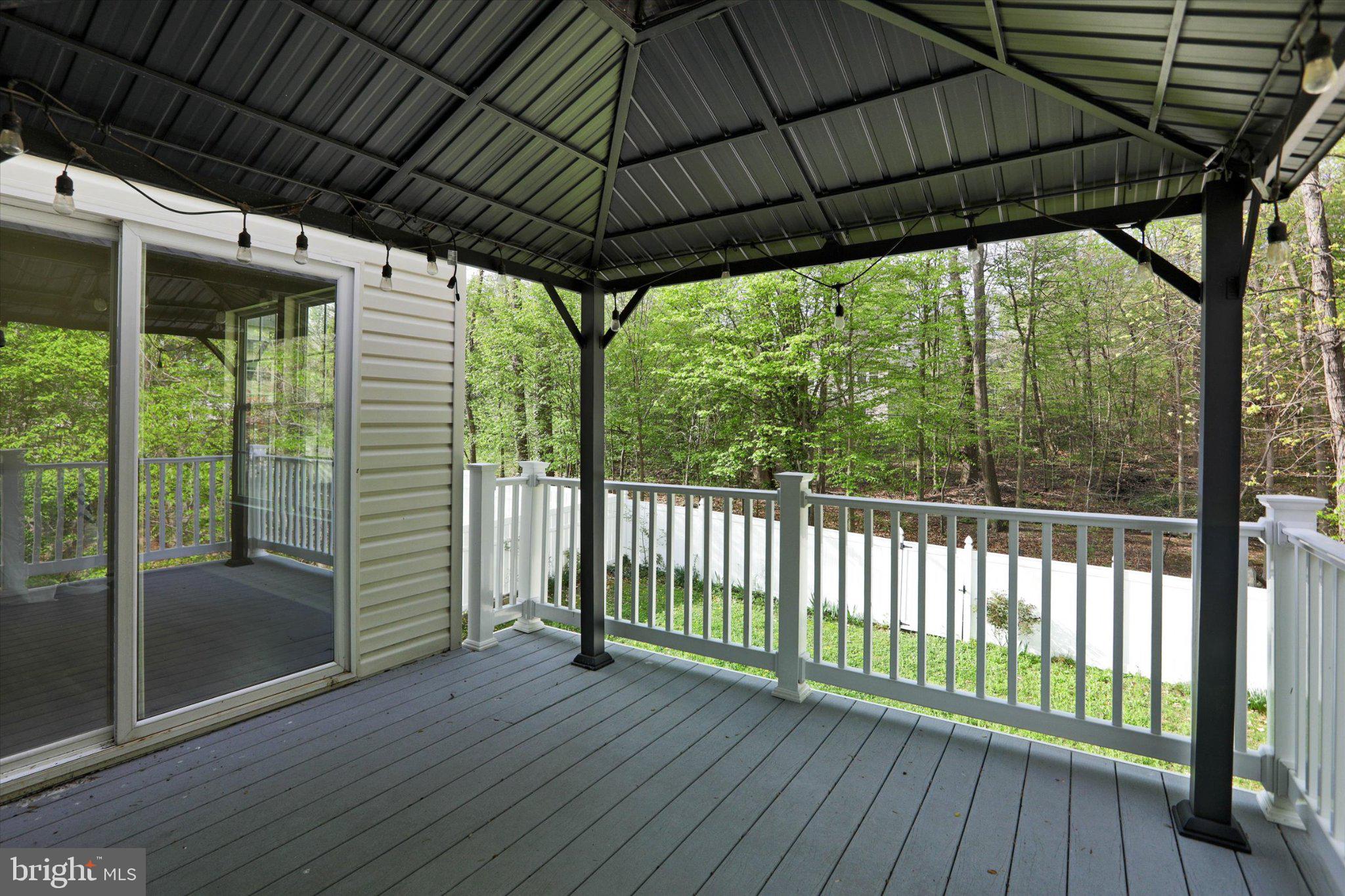 LENNOX PARK - Residential