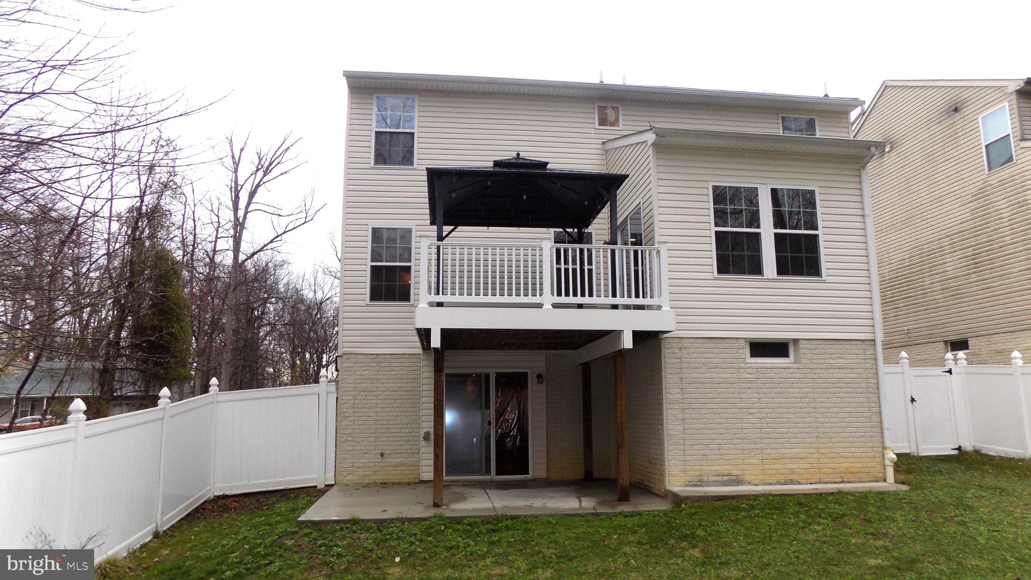 LENNOX PARK - Residential