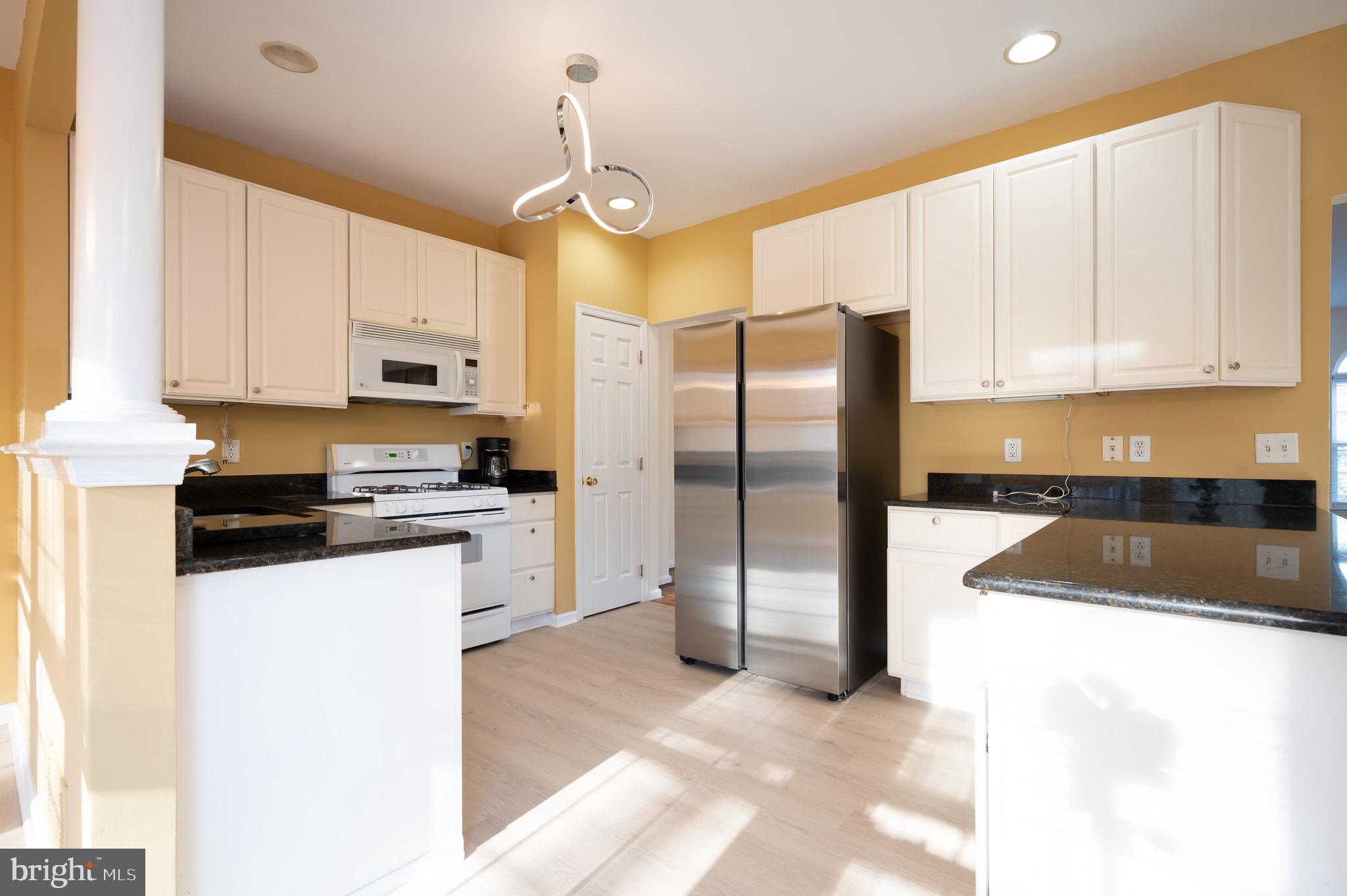 BRENNAN ESTATES - Residential