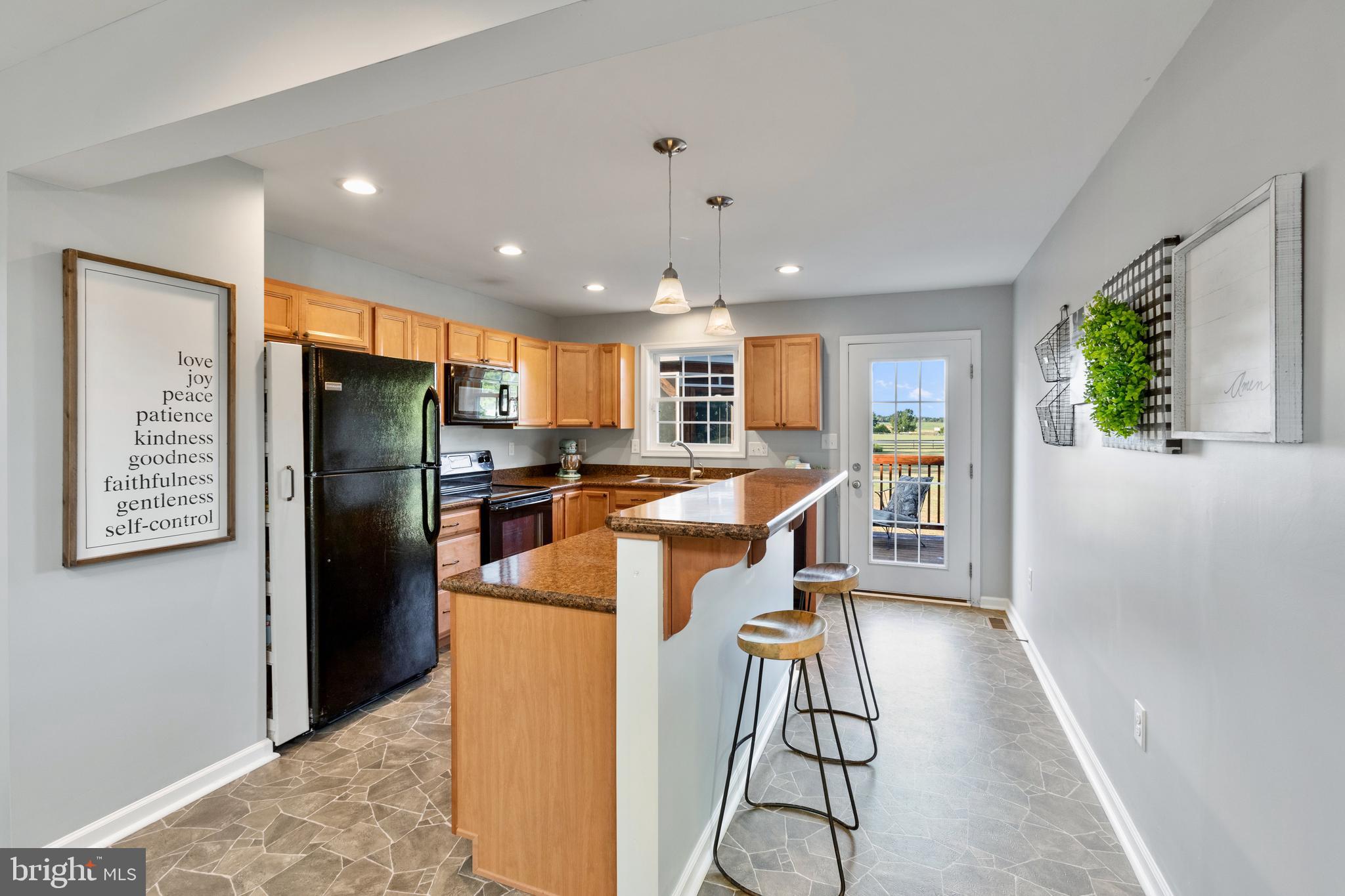 CHARLES TOWN - Residential