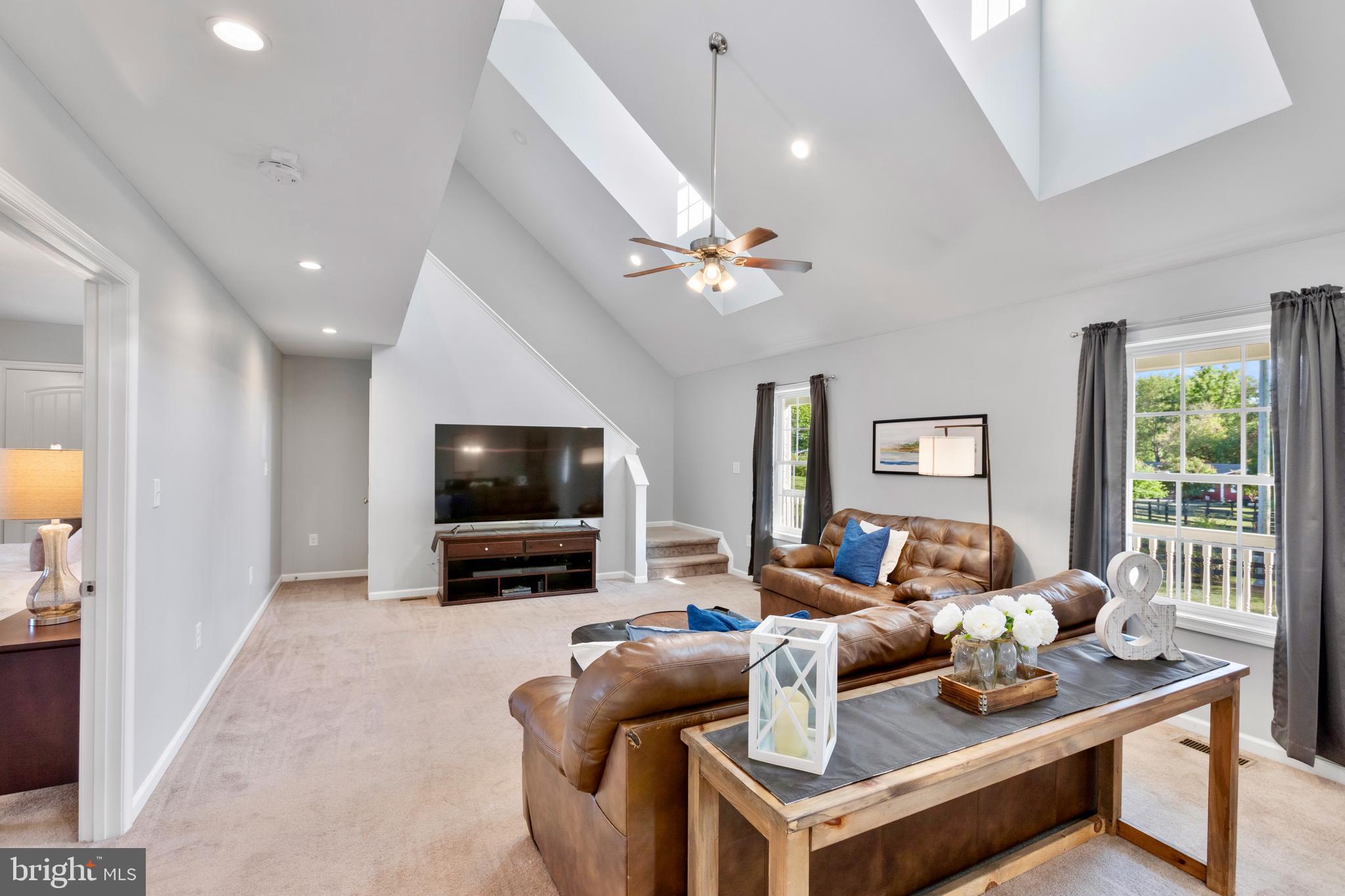 CHARLES TOWN - Residential