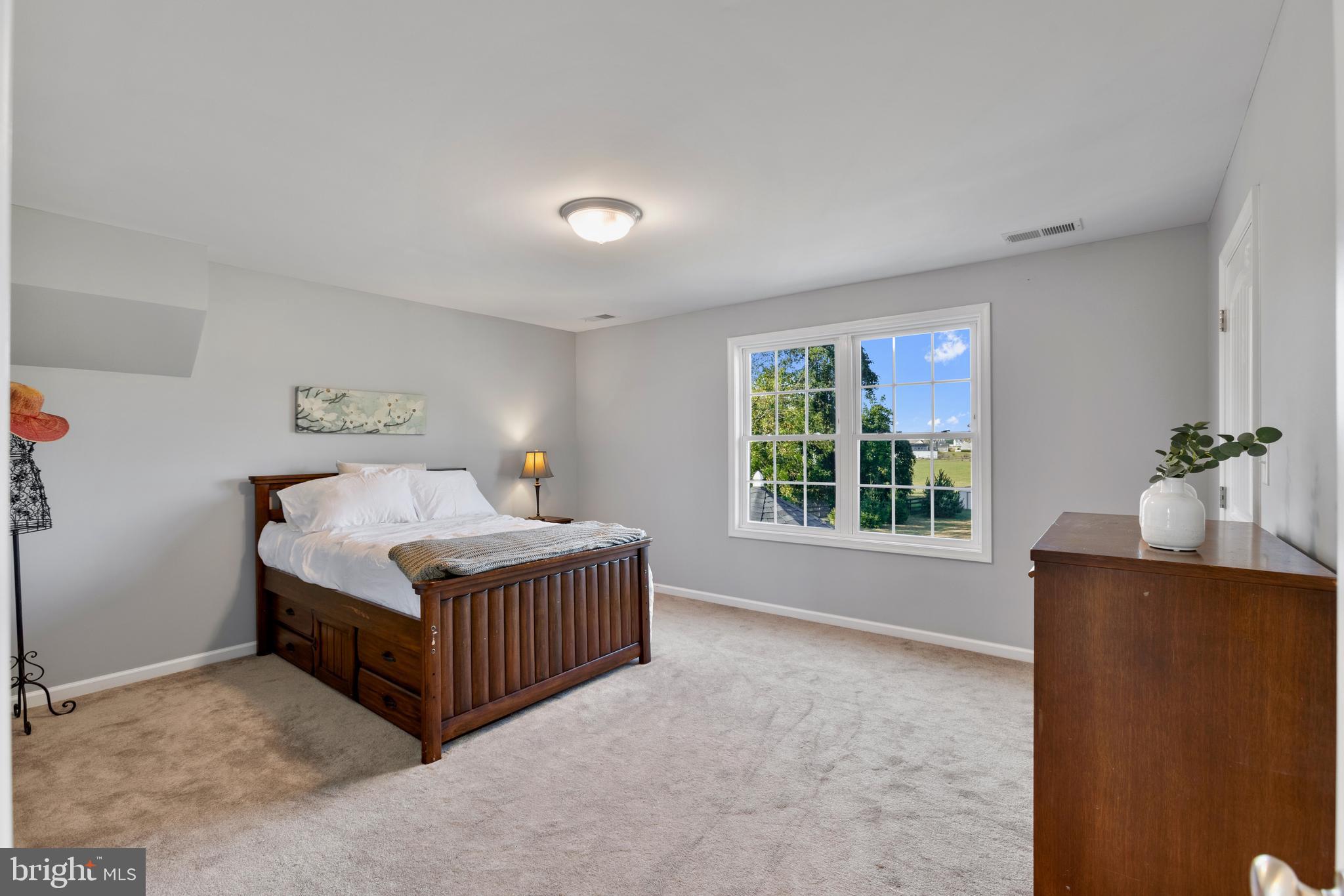 CHARLES TOWN - Residential