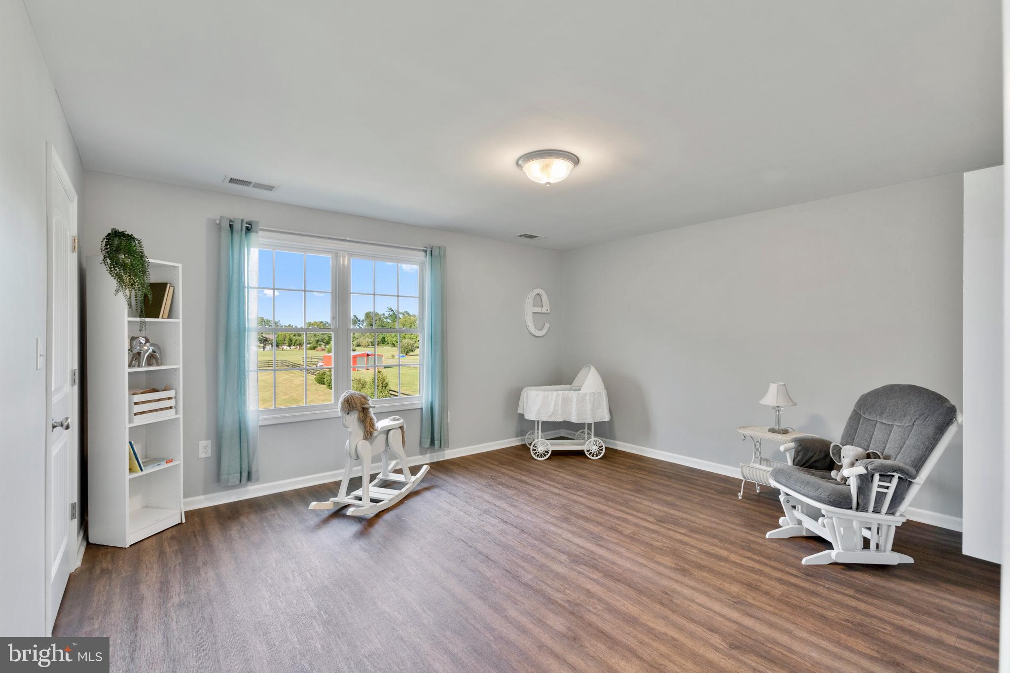 CHARLES TOWN - Residential