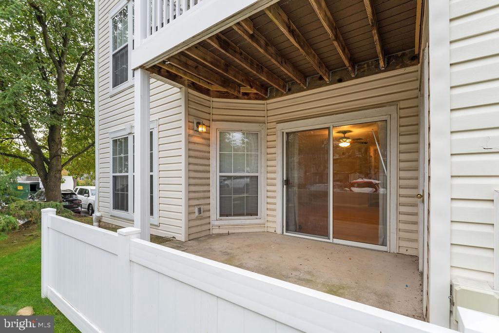 BRISTOL GREEN - Residential Lease