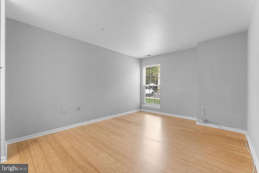 BRISTOL GREEN - Residential Lease