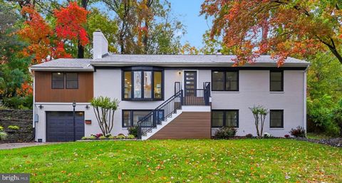 6434 WOODVILLE DRIVE FALLS CHURCH VA 22044