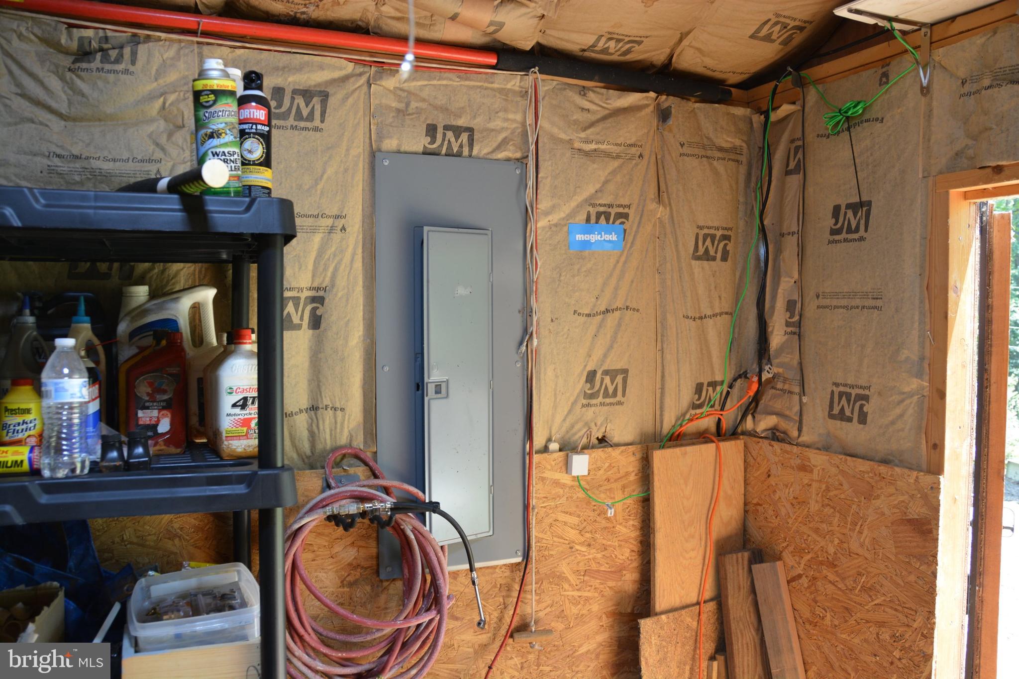 RITTERS HIDDEN VALLEY - Land