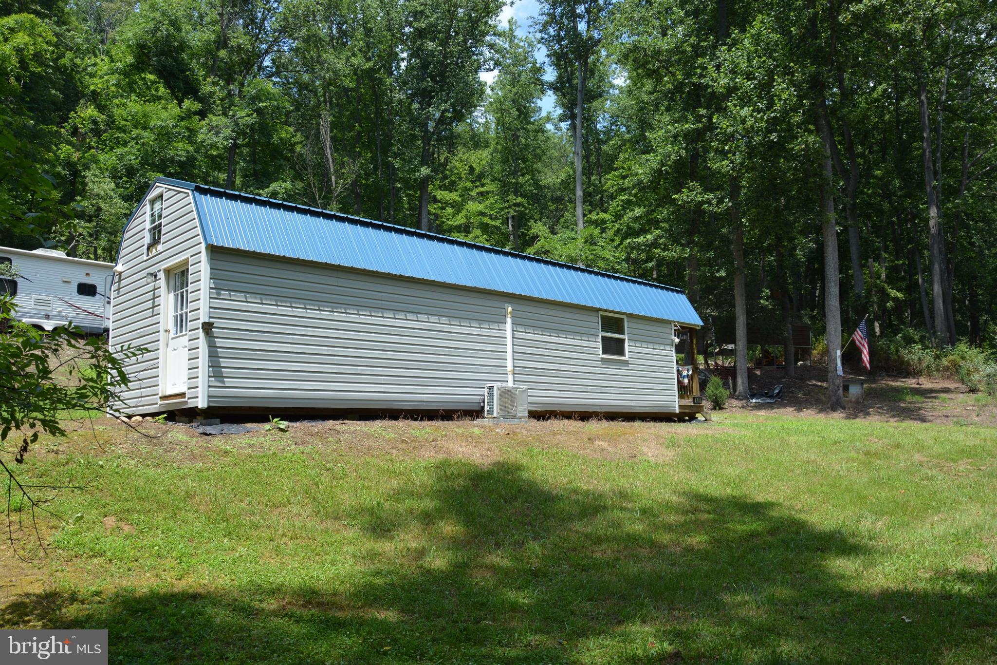 RITTERS HIDDEN VALLEY - Land