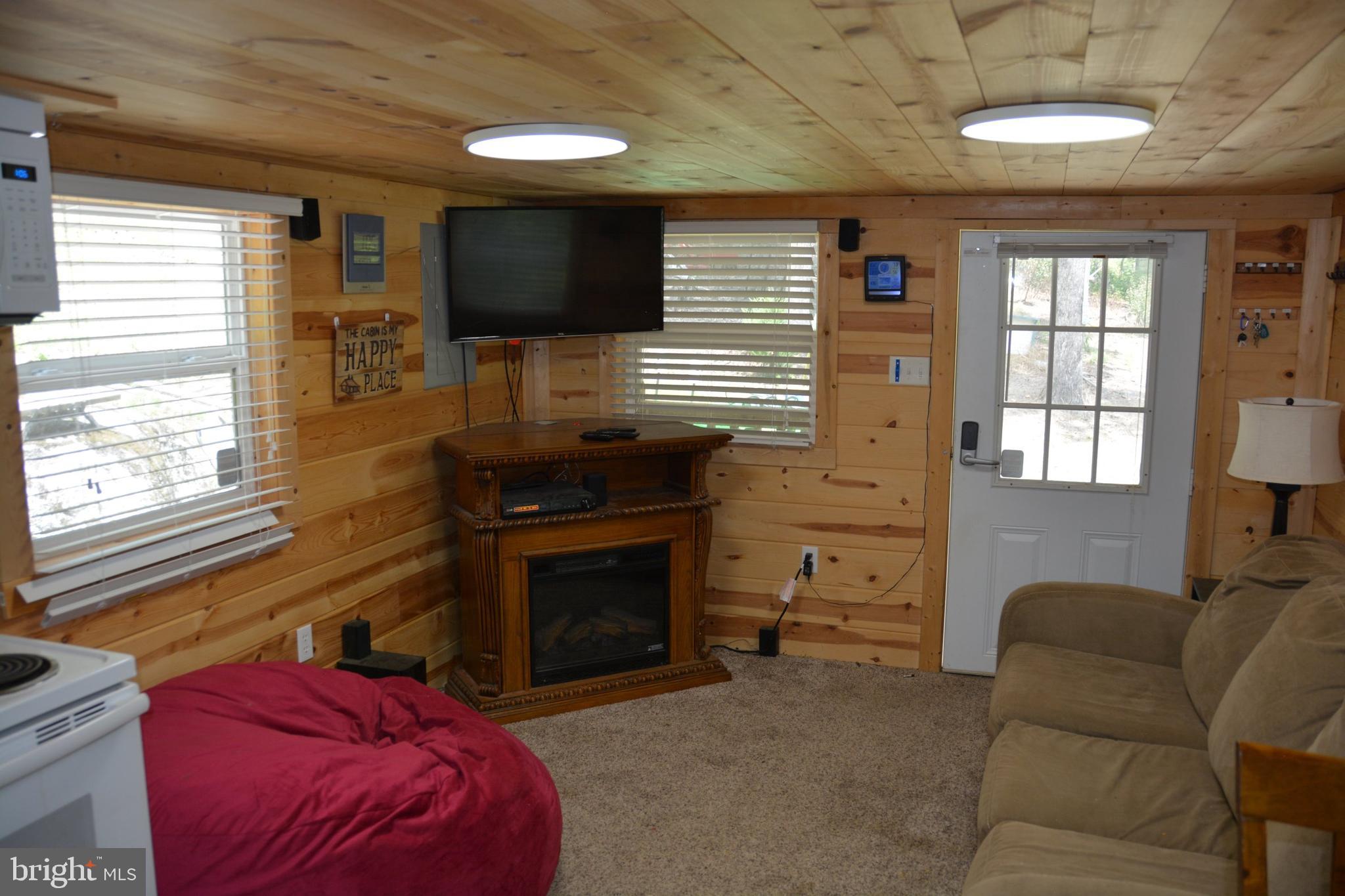 RITTERS HIDDEN VALLEY - Land