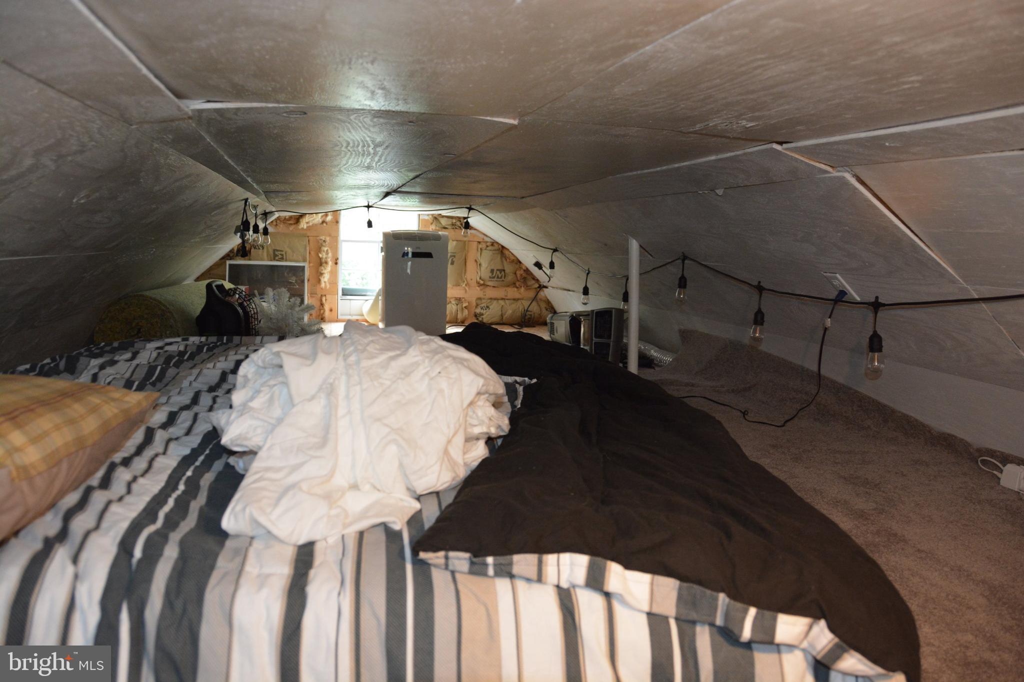 RITTERS HIDDEN VALLEY - Land