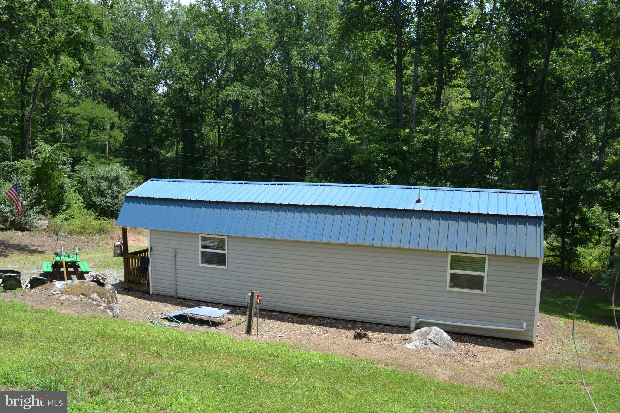 RITTERS HIDDEN VALLEY - Land