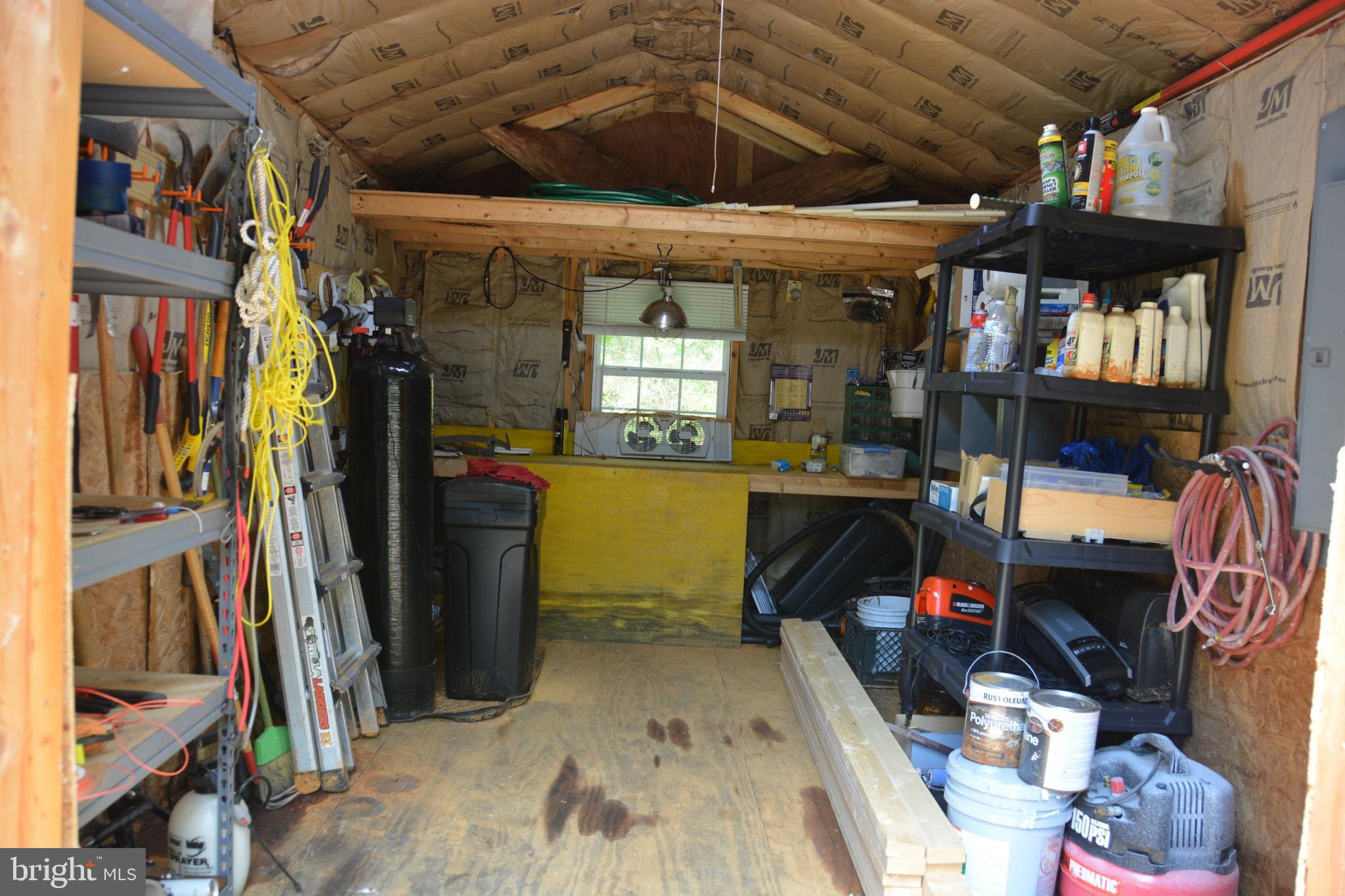 RITTERS HIDDEN VALLEY - Land