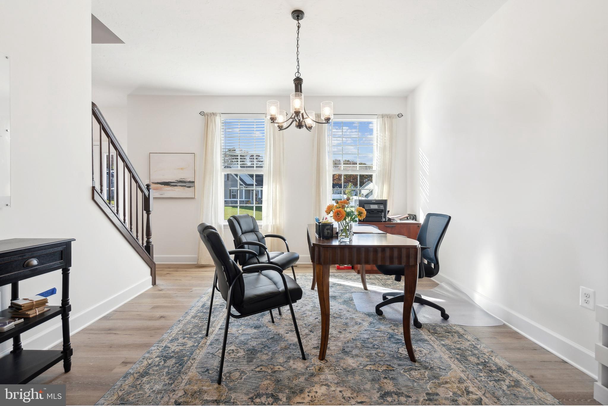 33 FRIAR RD 37
