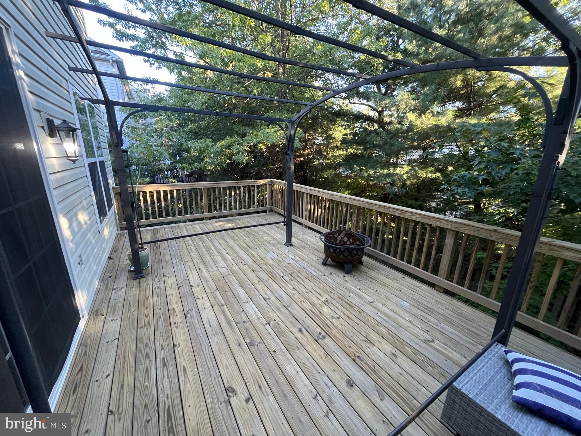 TANNERS RIDGE - Residential