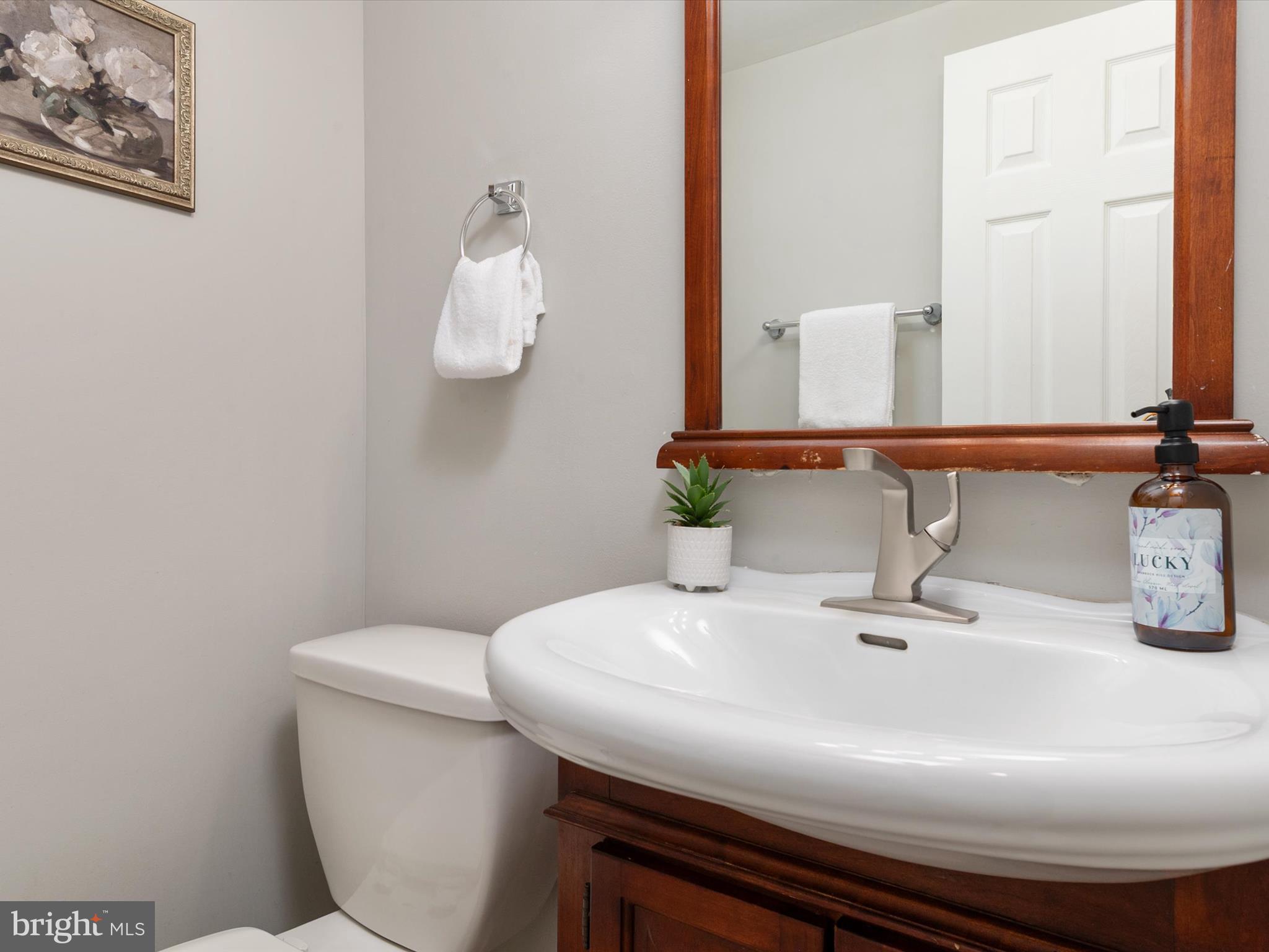 CROFTON SQUARE - Residential