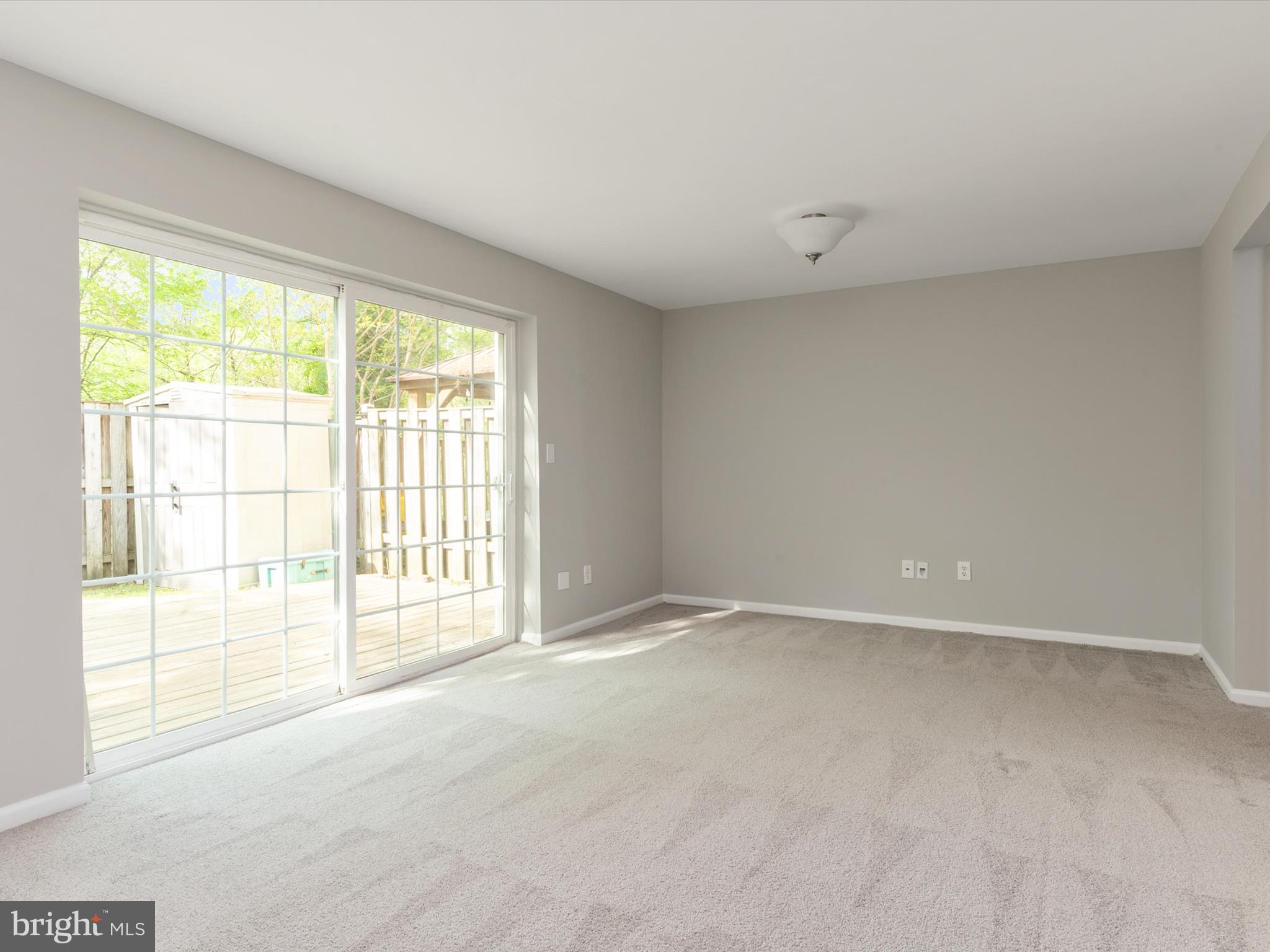 CROFTON SQUARE - Residential