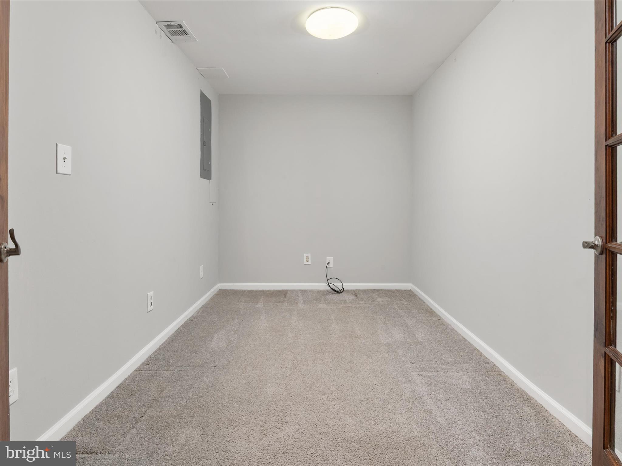 CROFTON SQUARE - Residential