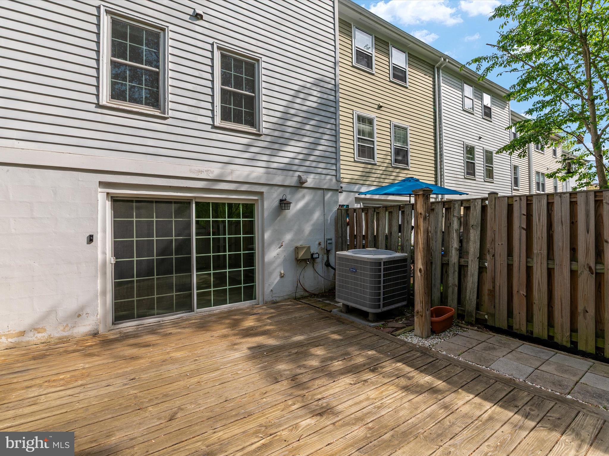 CROFTON SQUARE - Residential