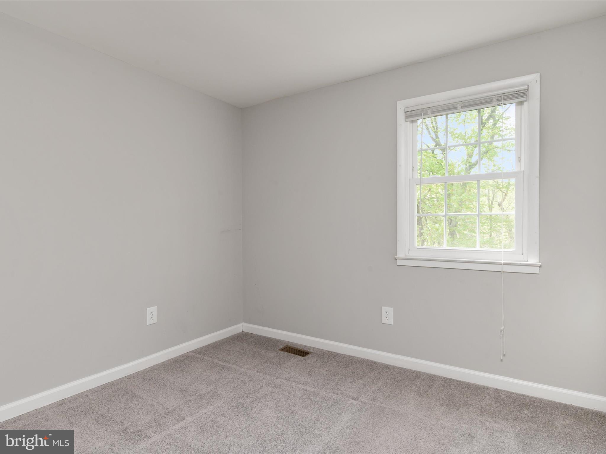 CROFTON SQUARE - Residential