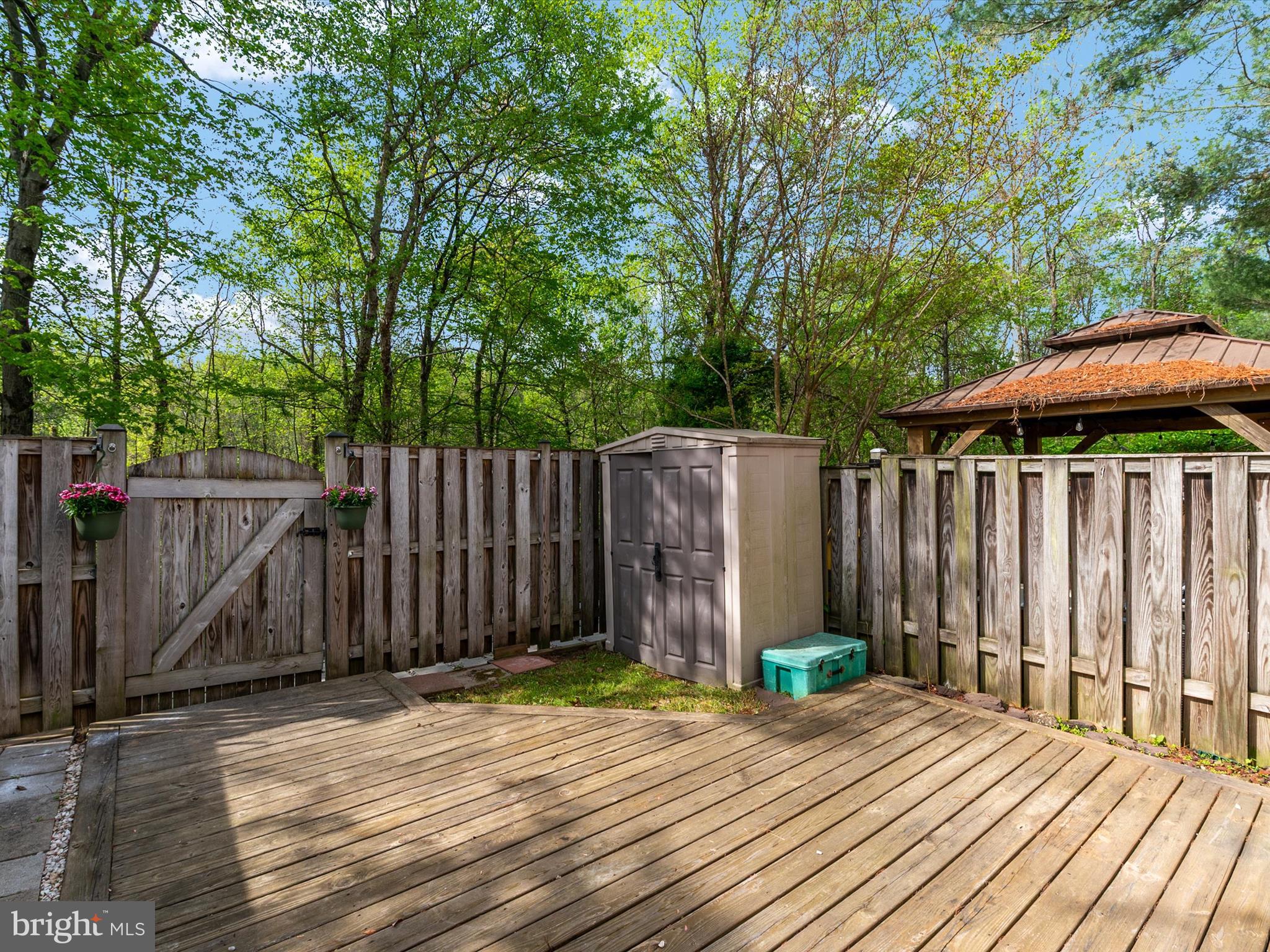 CROFTON SQUARE - Residential