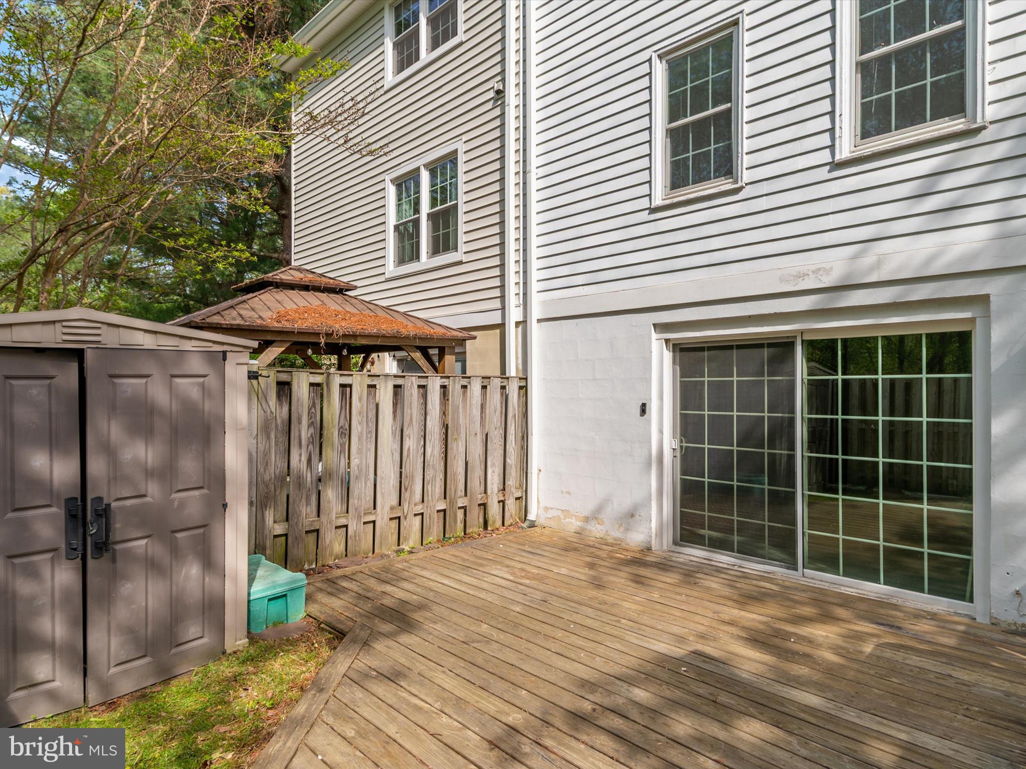 CROFTON SQUARE - Residential