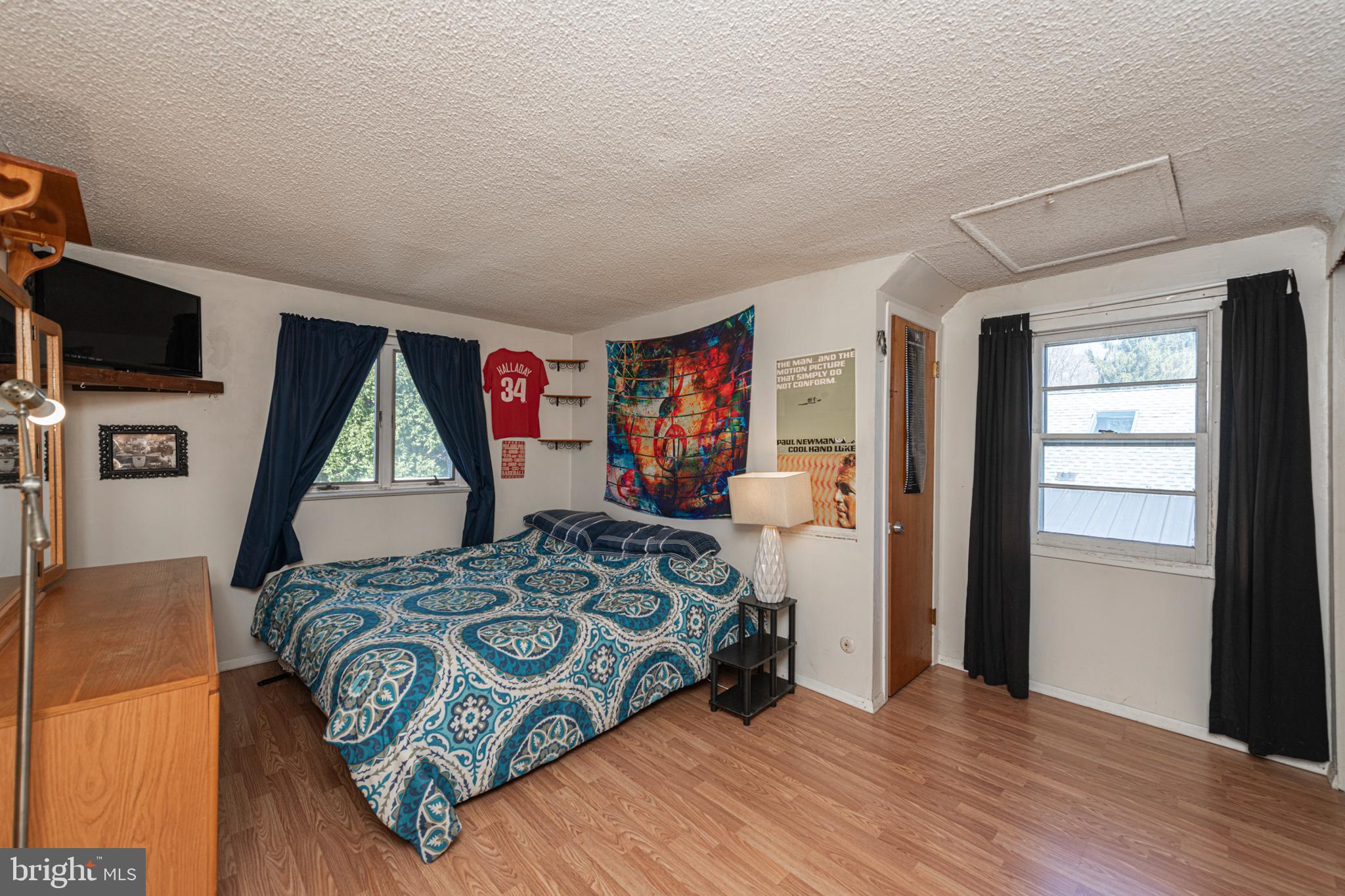 NESHAMINY FALLS - Residential