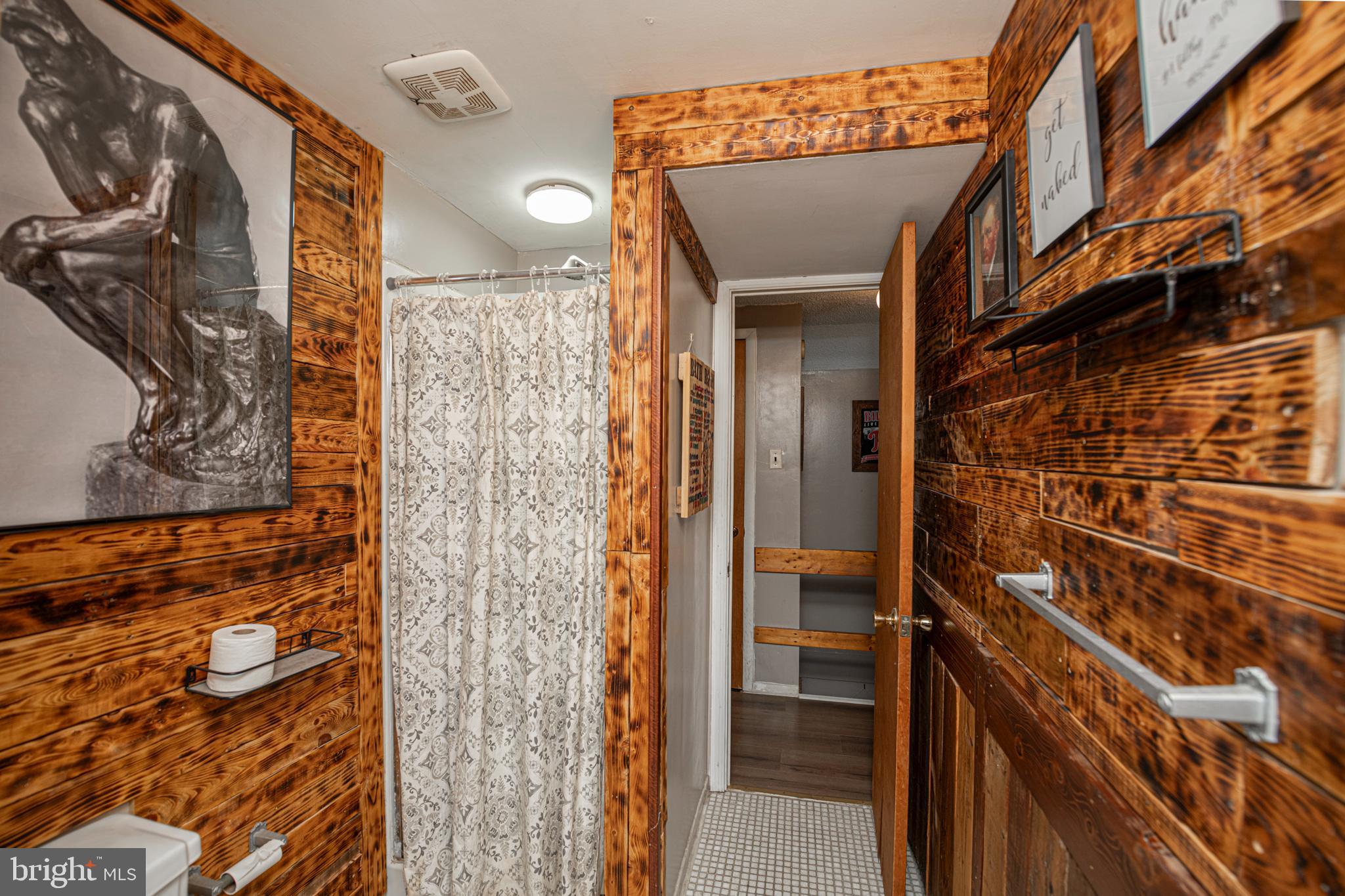 NESHAMINY FALLS - Residential