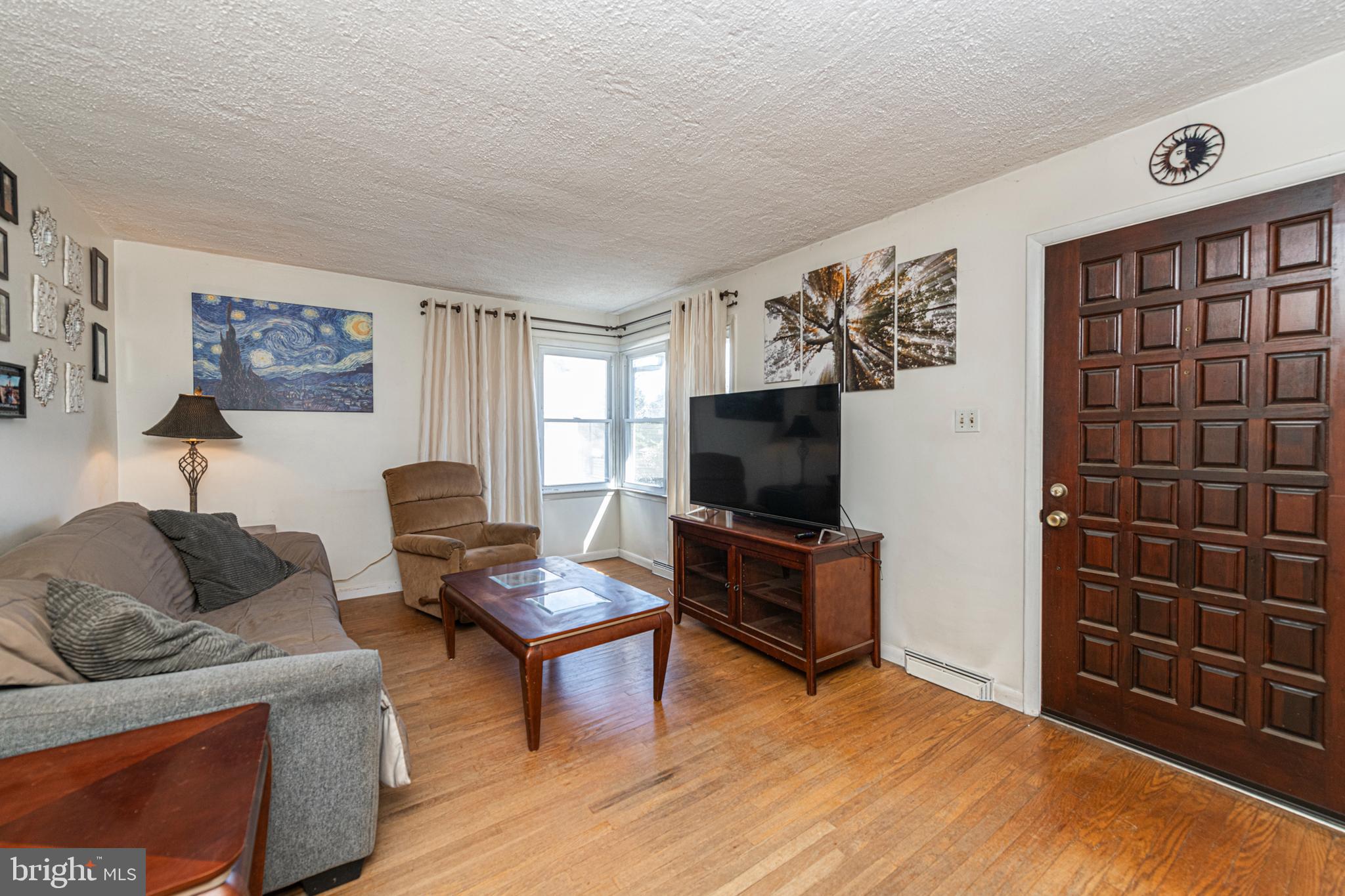 NESHAMINY FALLS - Residential