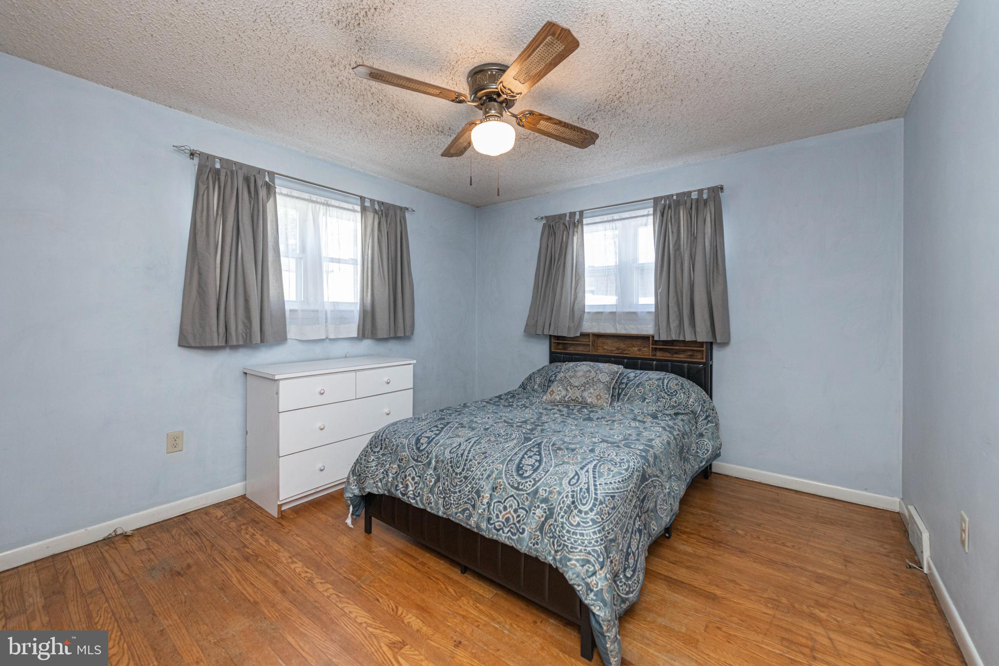 NESHAMINY FALLS - Residential