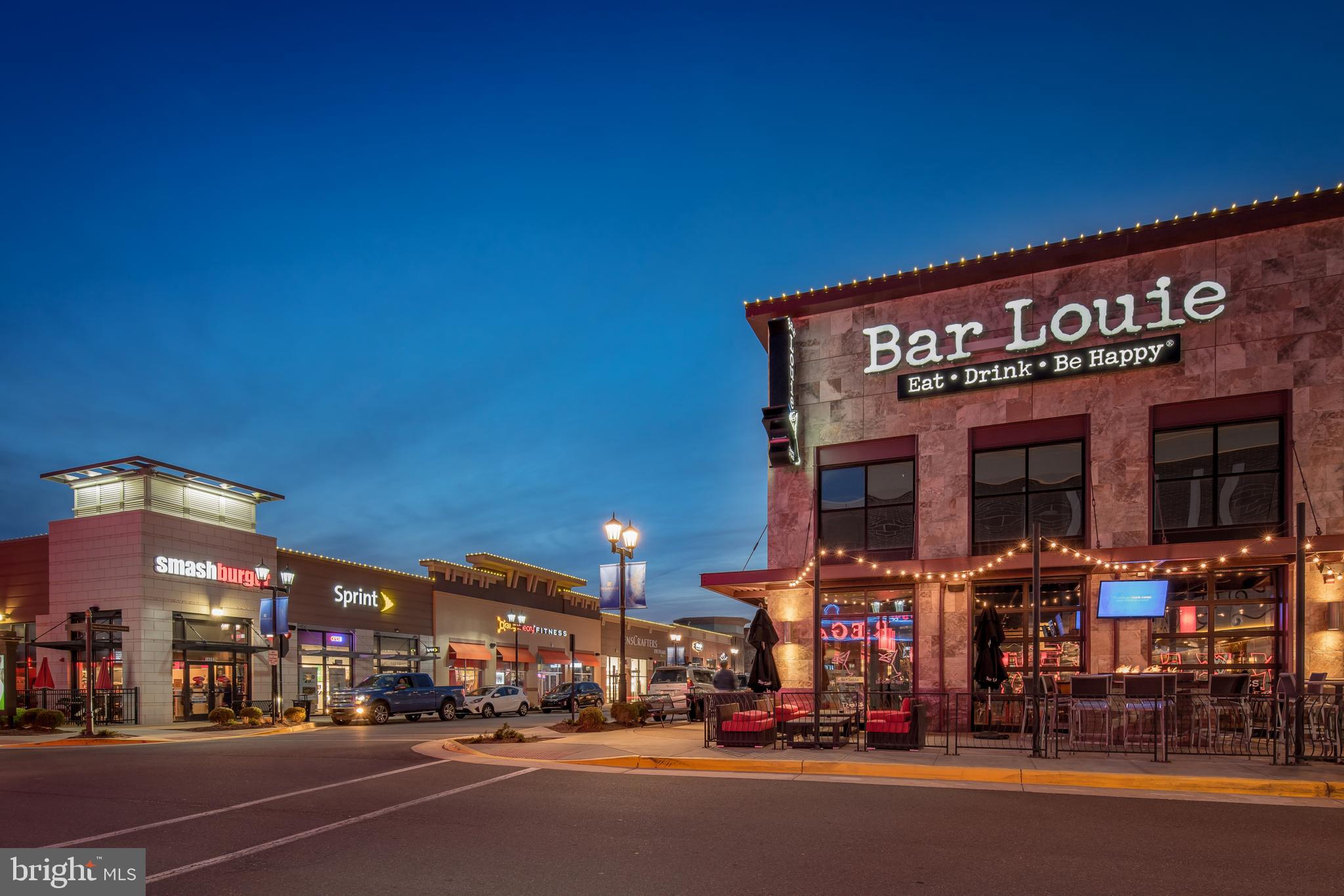 BRADLEY SQUARE - Residential