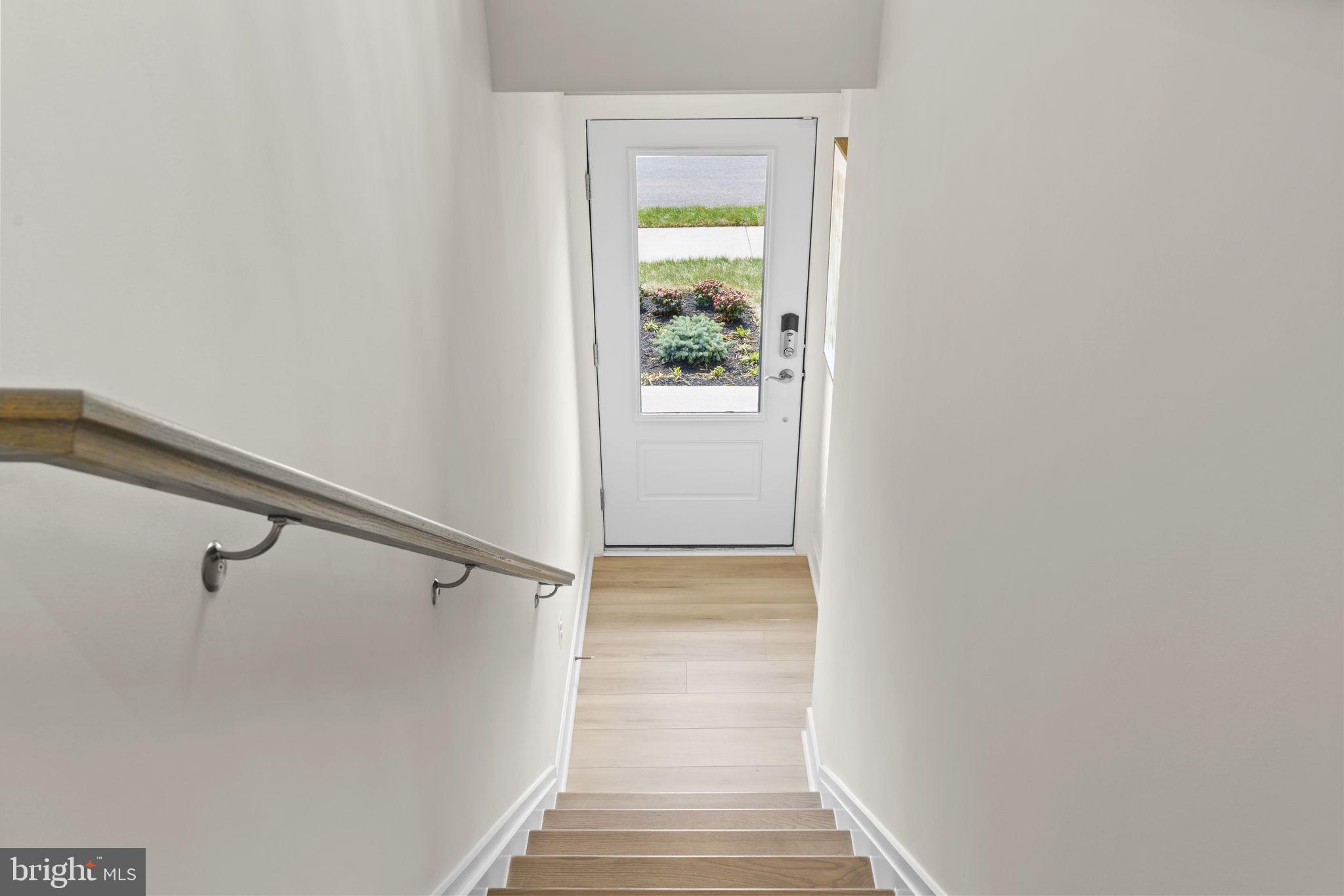 BRADLEY SQUARE - Residential