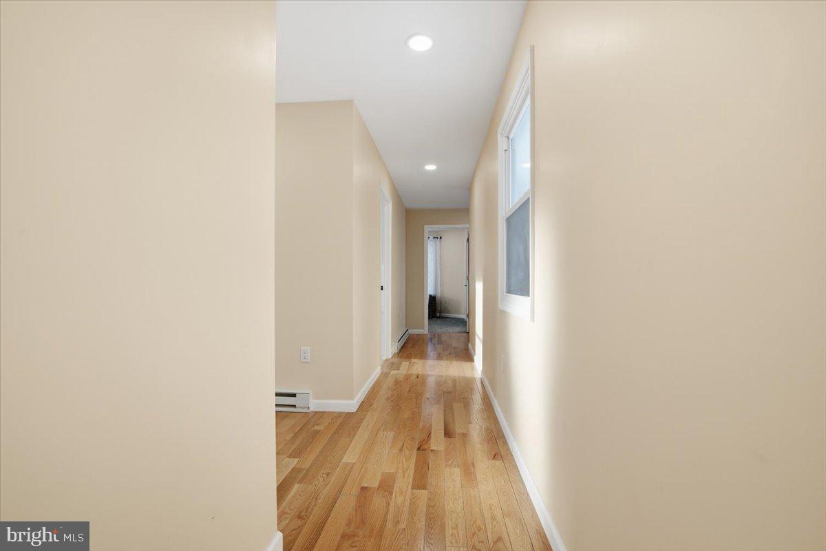 ARROWHEAD LAKE - Residential