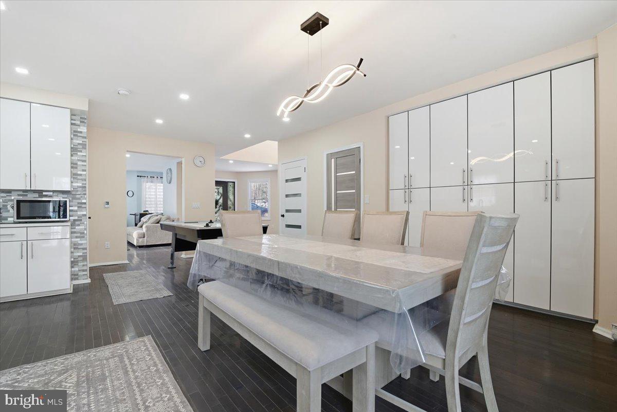 ARROWHEAD LAKE - Residential