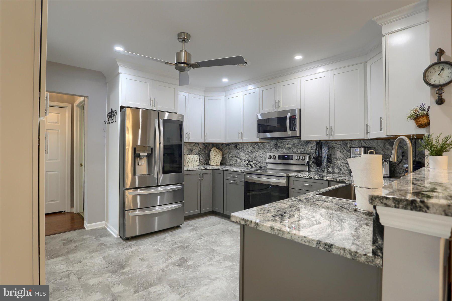 THE VILLAS - Residential