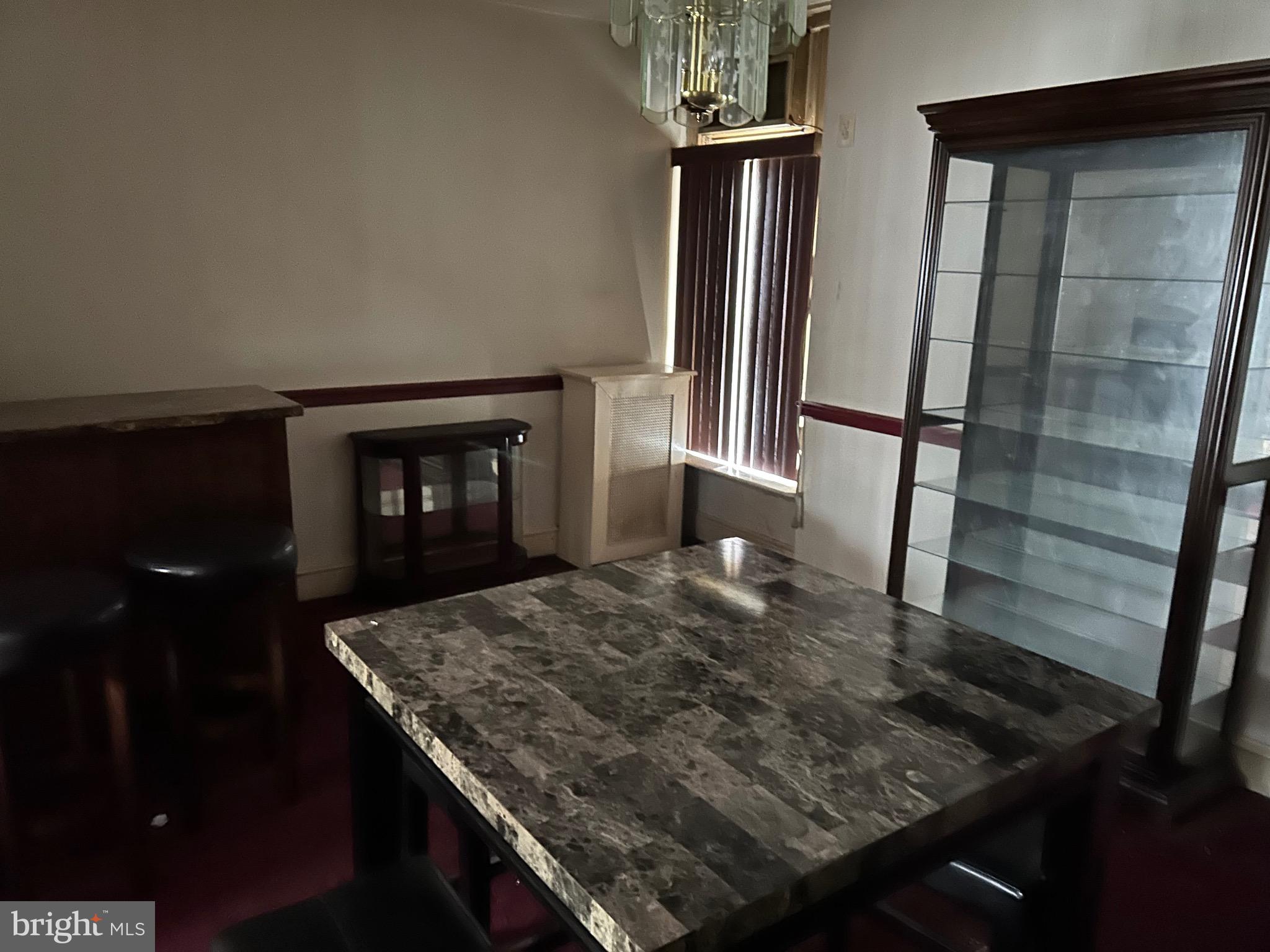 MAYFAIR - Residential