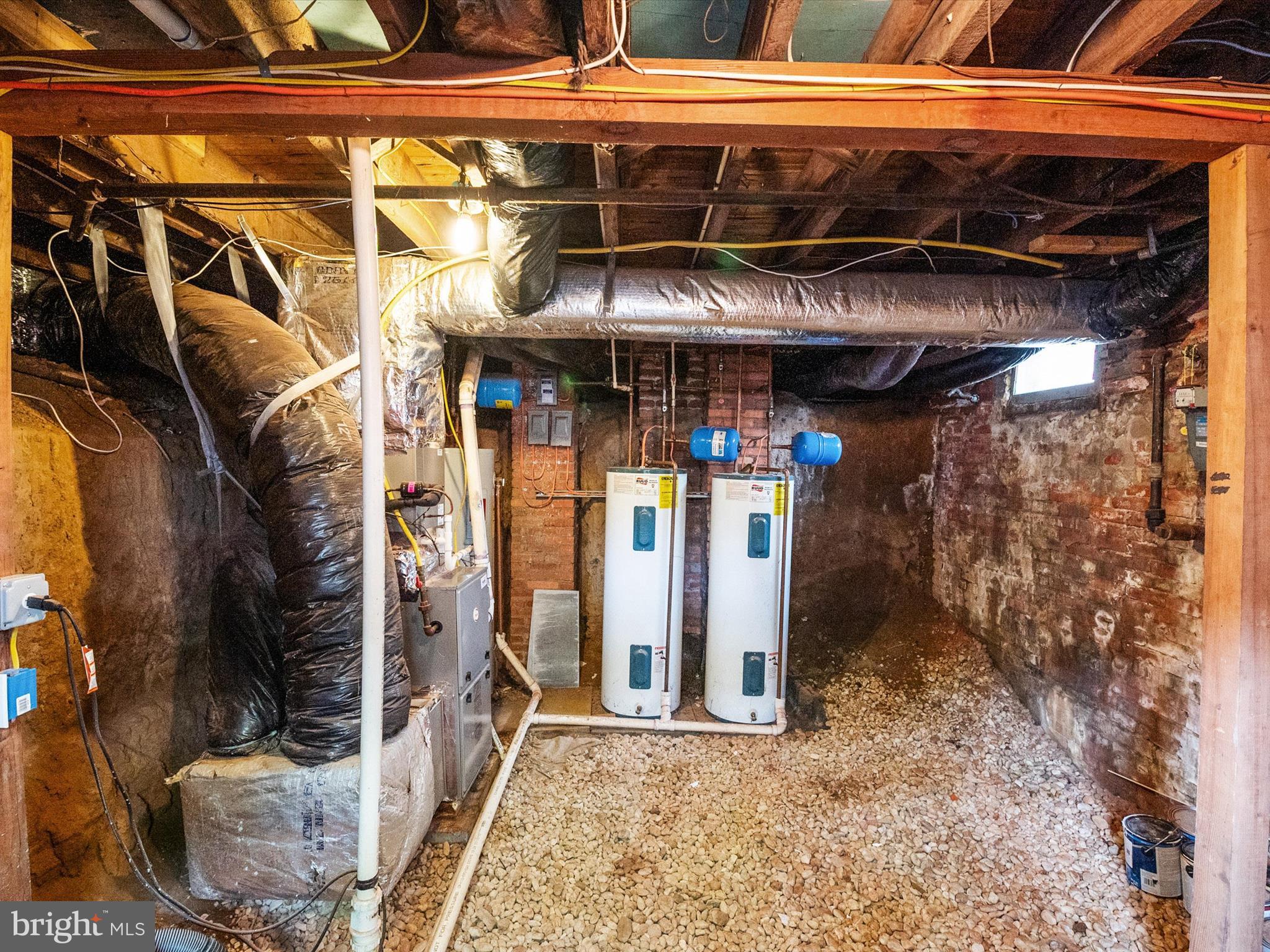 HISTORIC DISTRICT - Residential Income