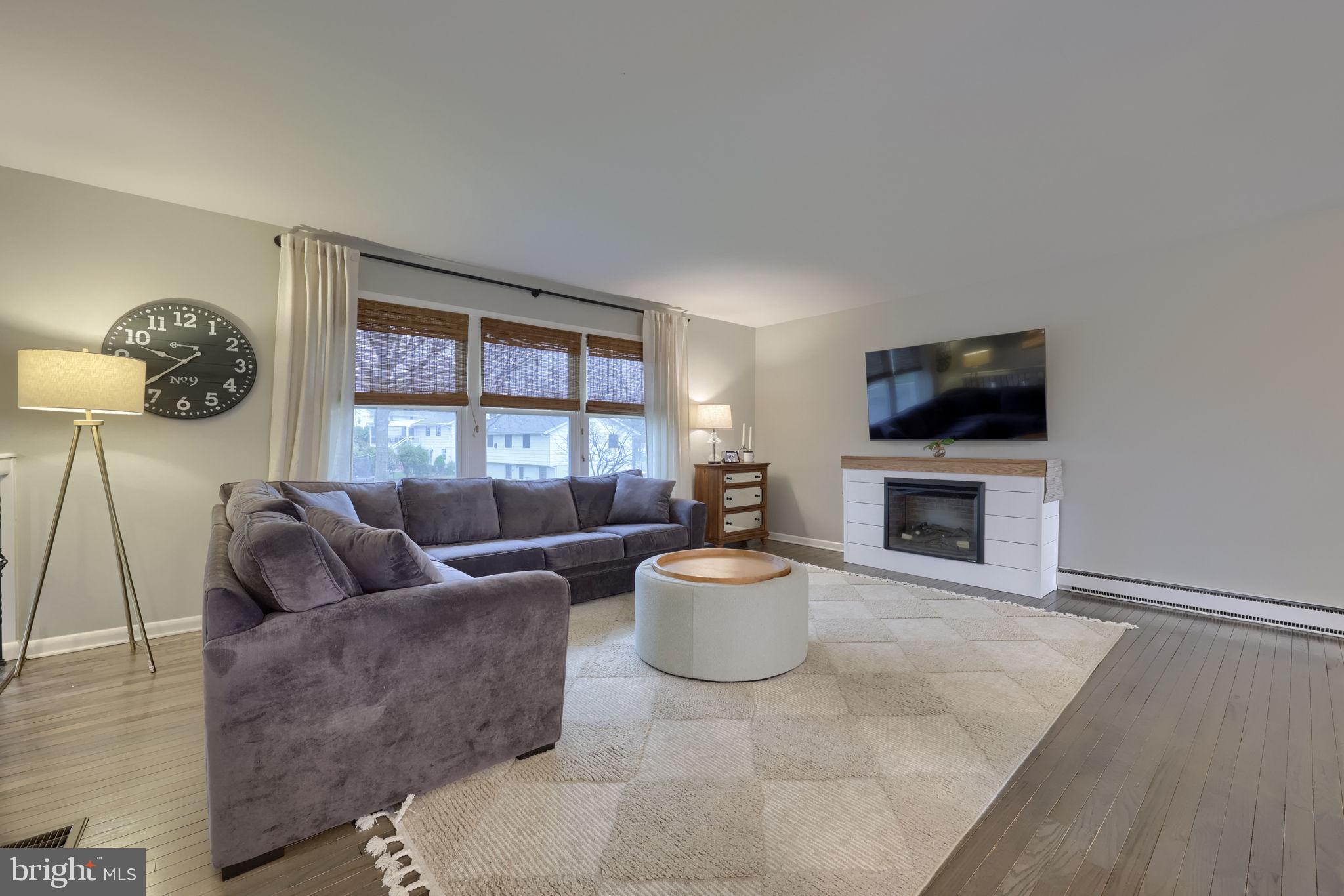 204 WILSHIRE BOULEVARD