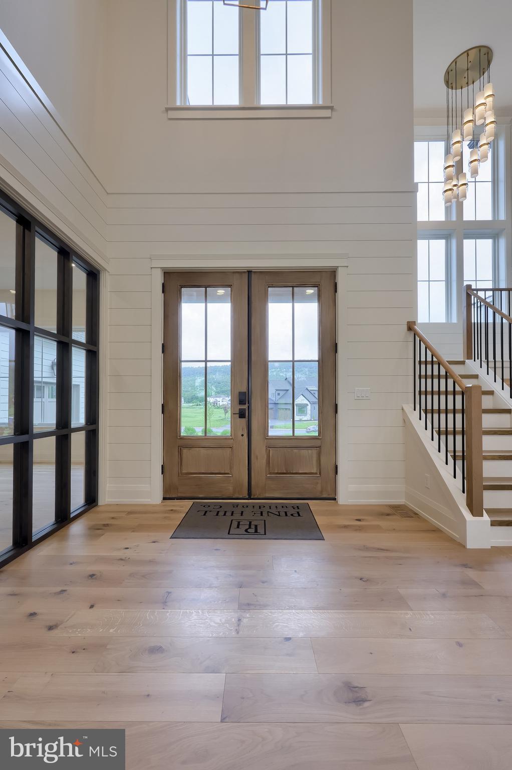 GLENDALE ESTATES - Residential