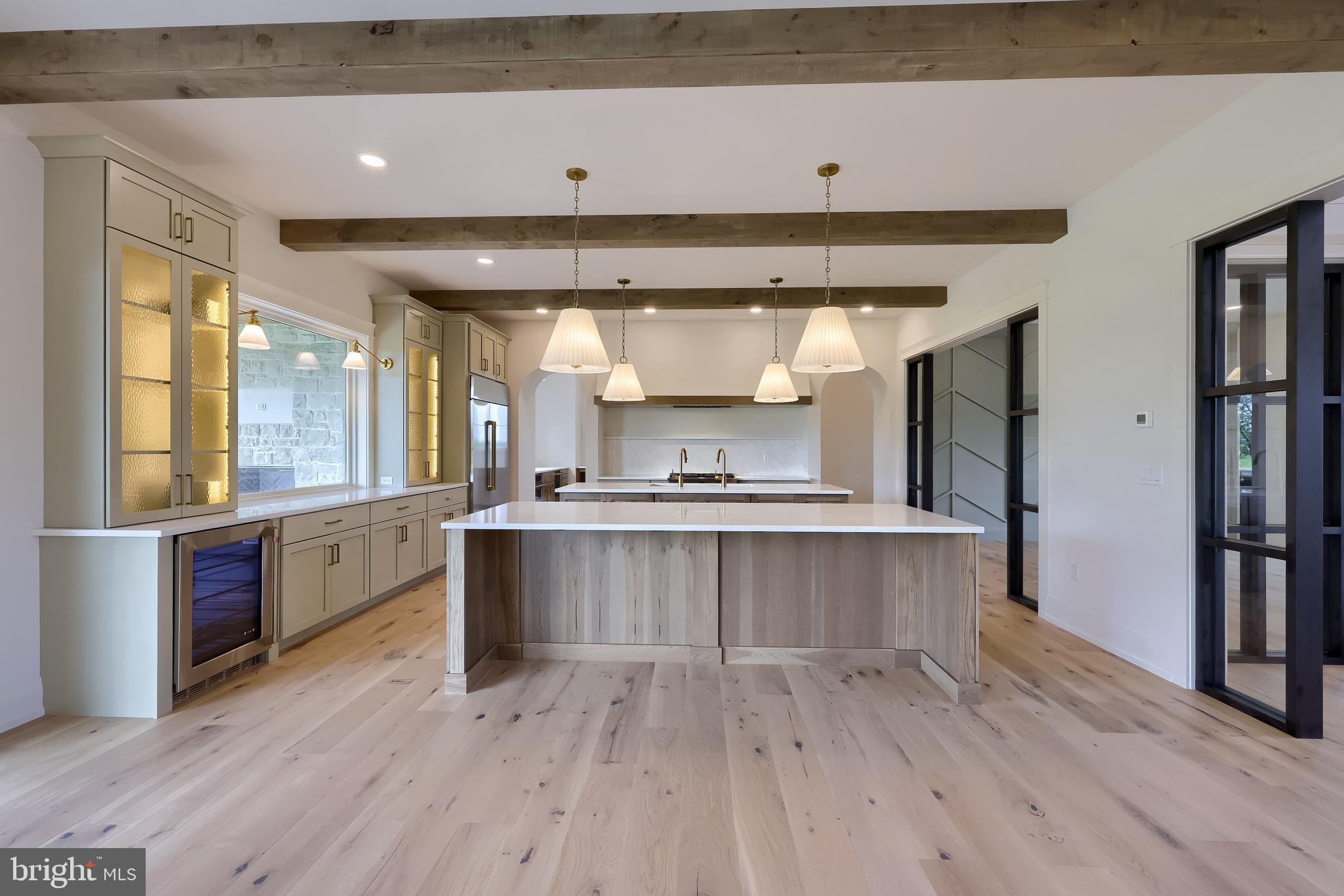 GLENDALE ESTATES - Residential