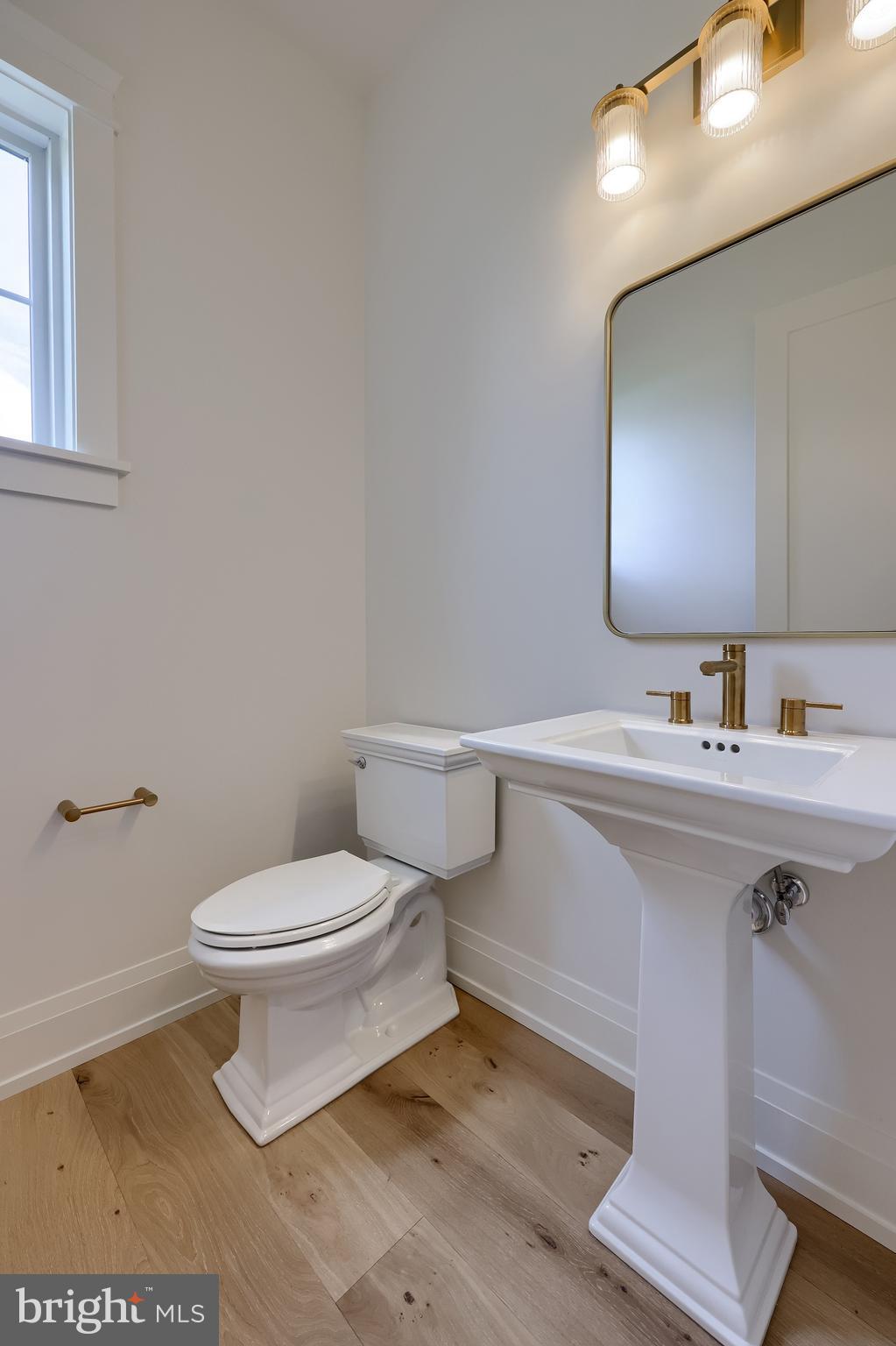 GLENDALE ESTATES - Residential