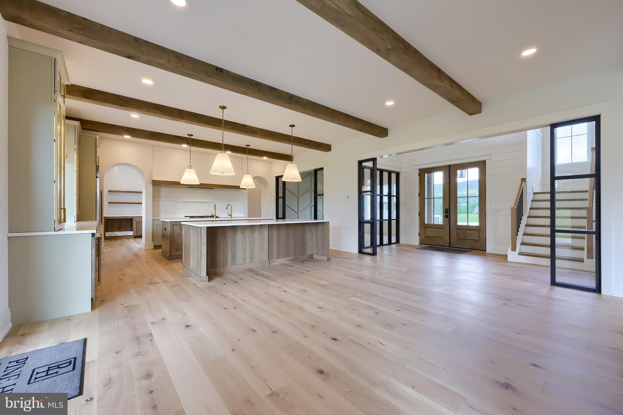 GLENDALE ESTATES - Residential