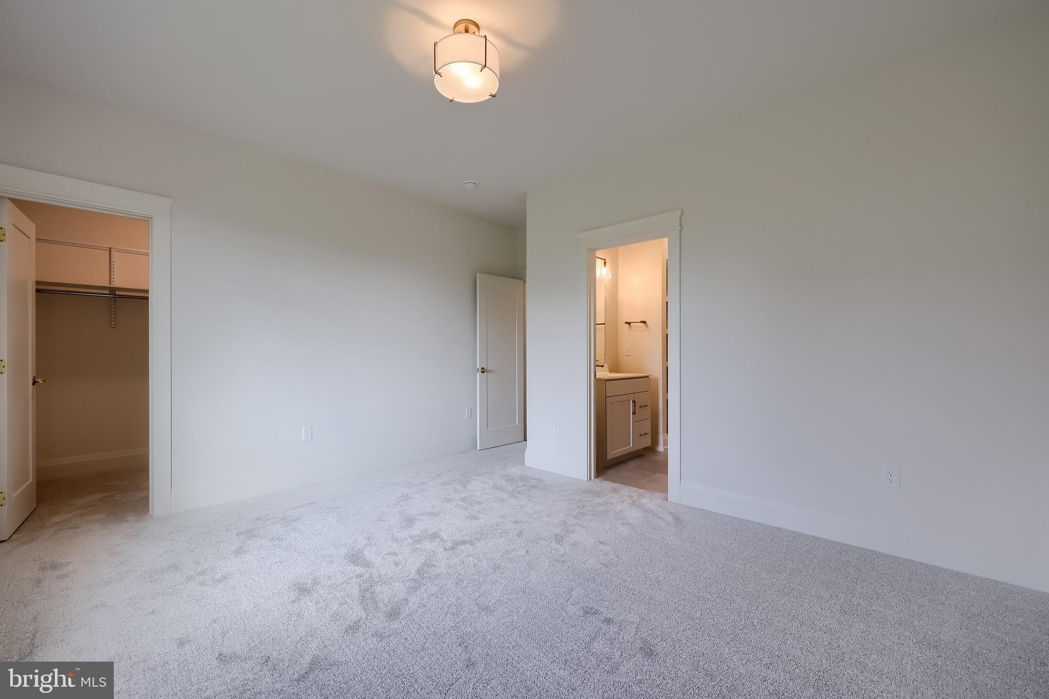 GLENDALE ESTATES - Residential