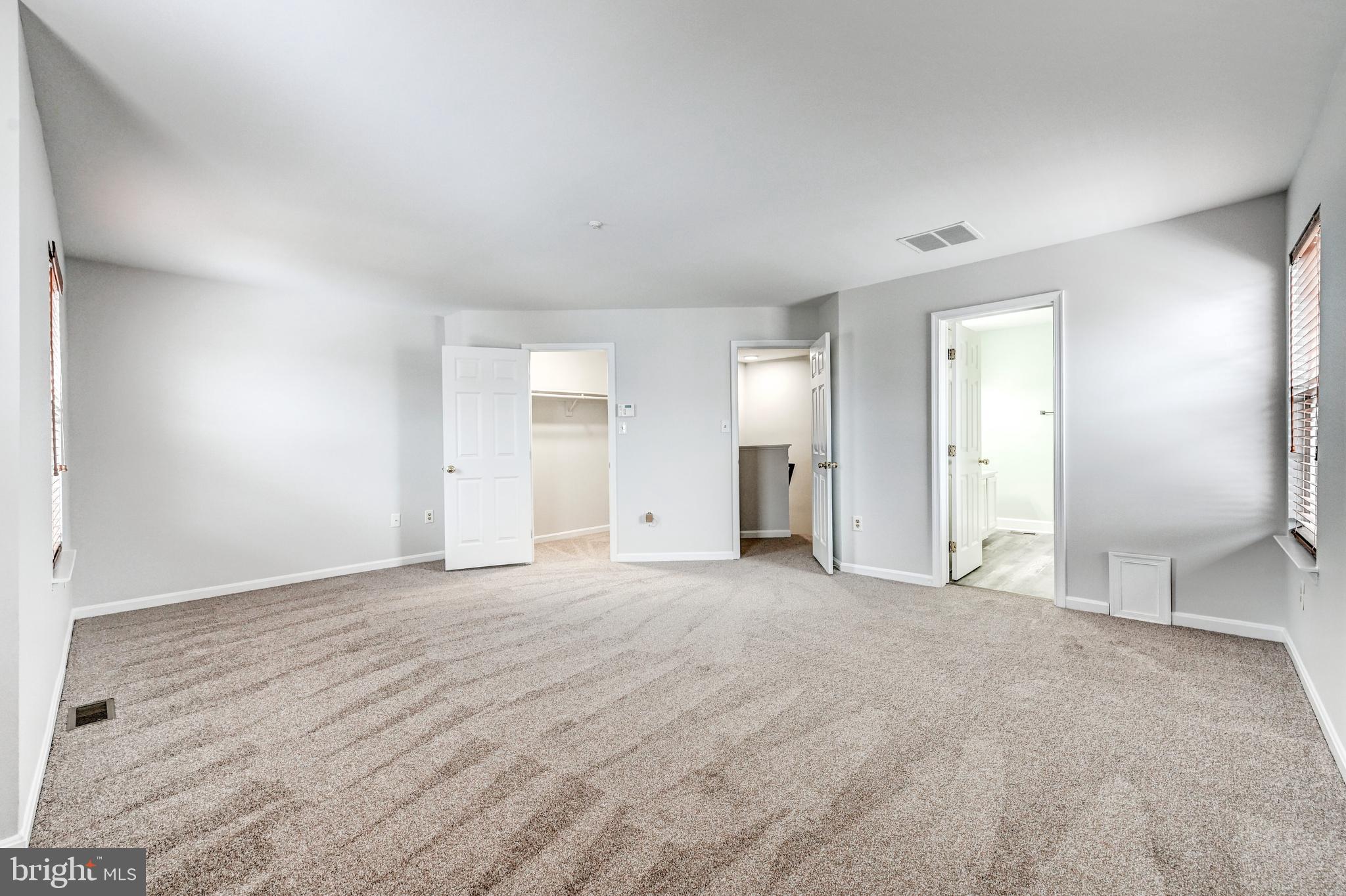 SEVEN OAKS - Residential