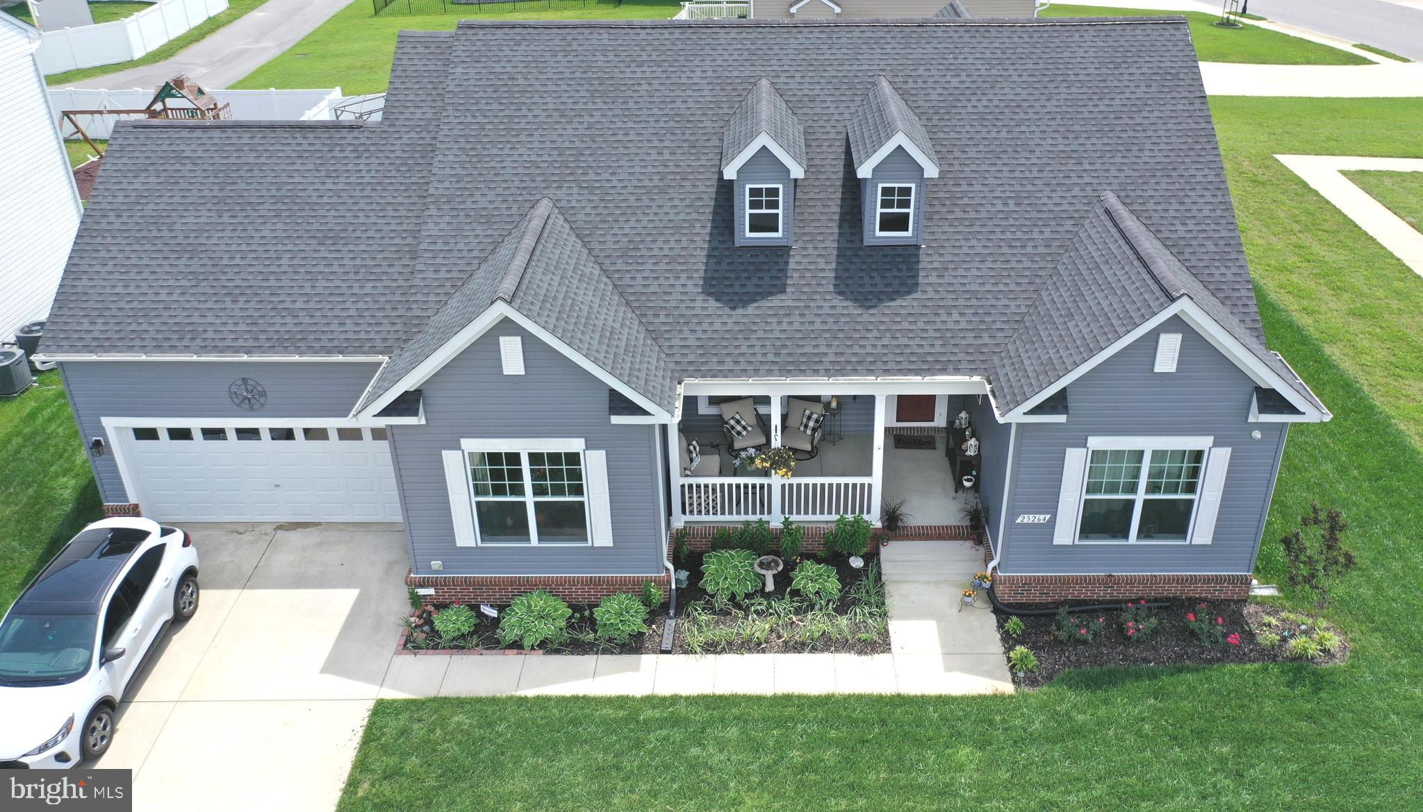 23264 LINDSAY DRIVE