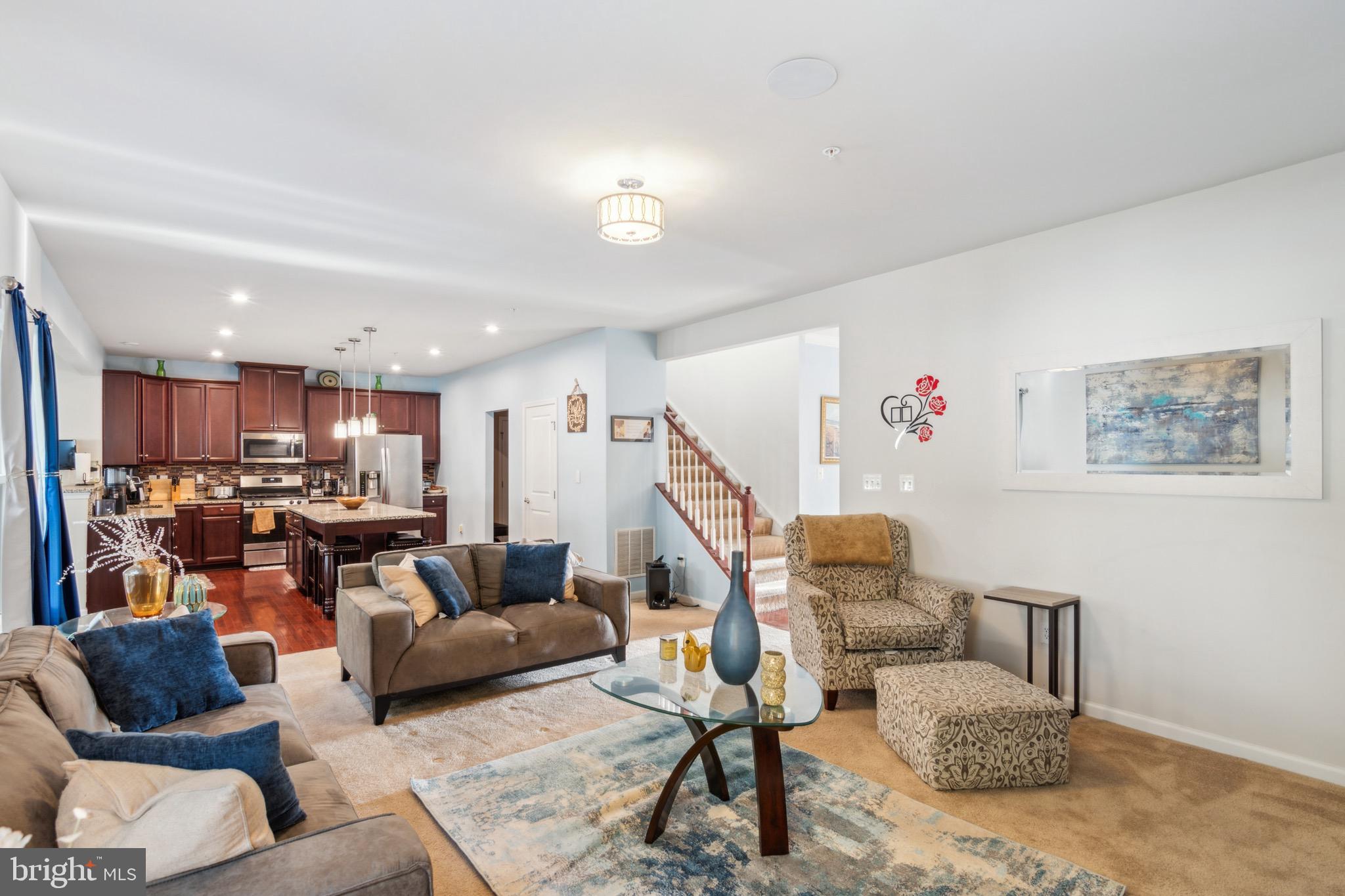 537 POTOMAC ROAD