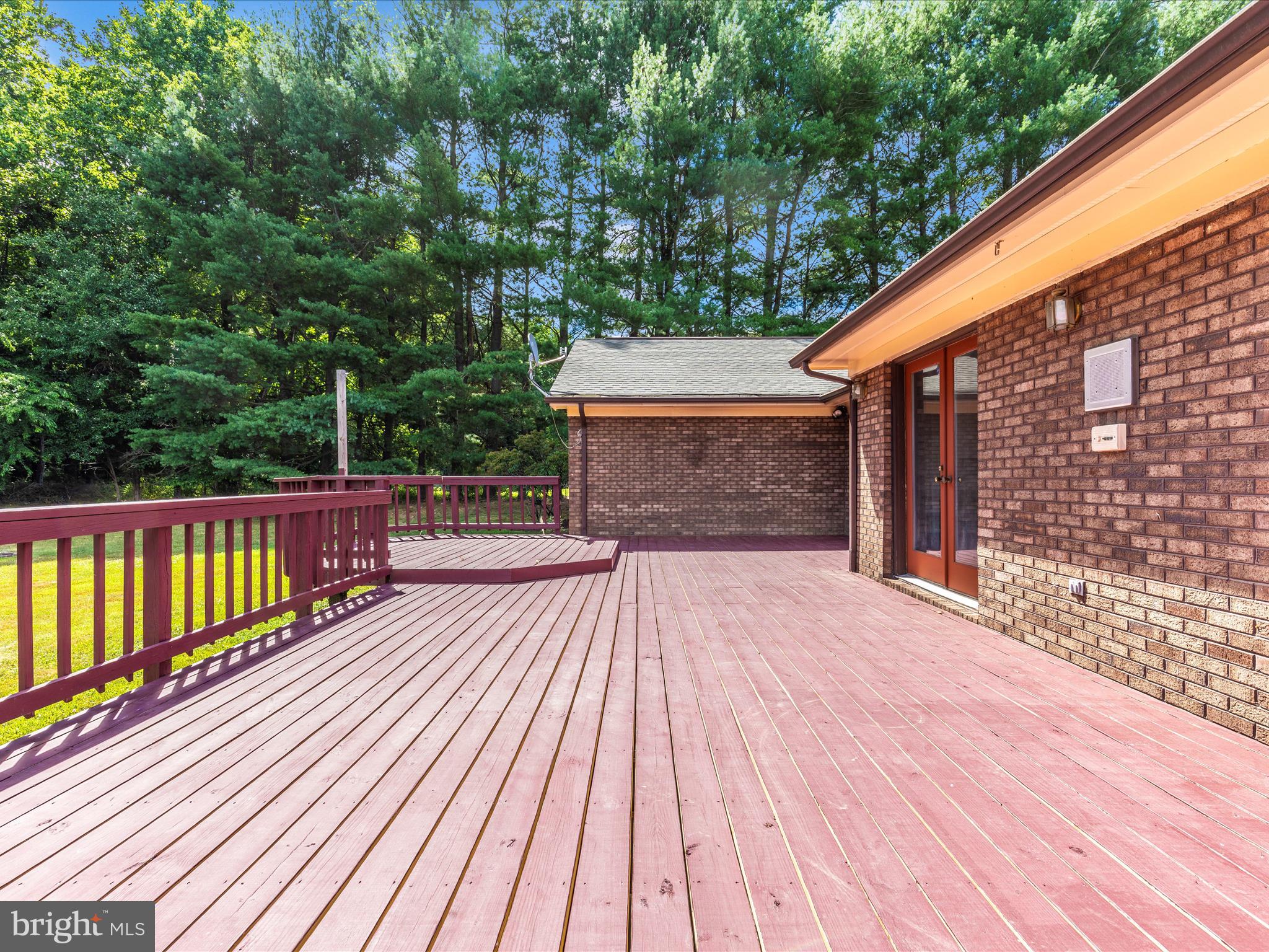 DARNESTOWN OUTSIDE - Residential