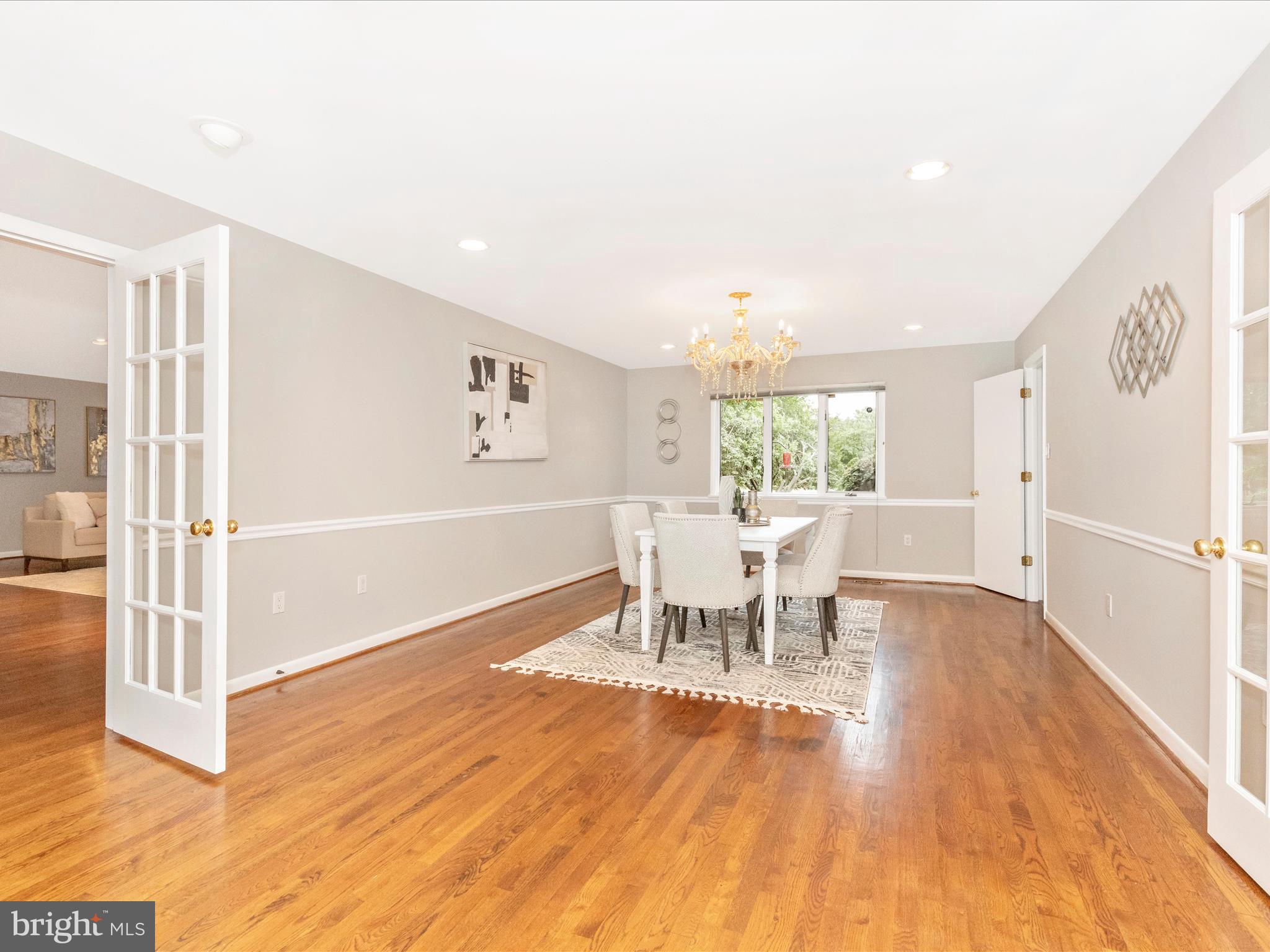 DARNESTOWN OUTSIDE - Residential